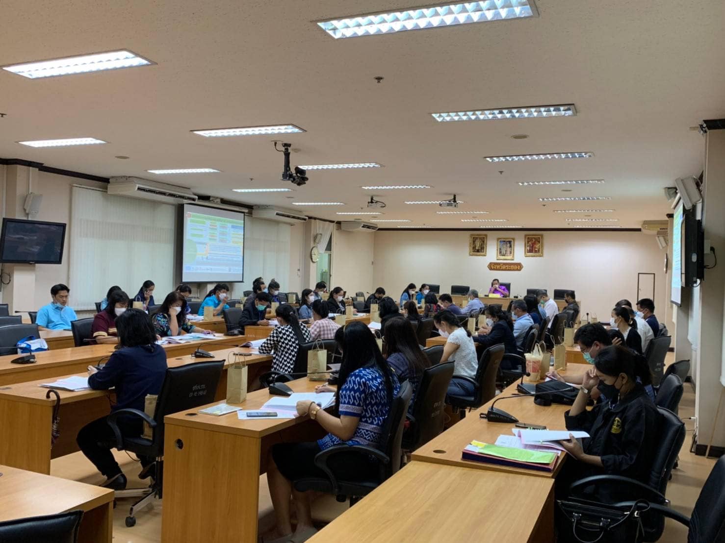 พช.ระยอง ประชุมคณะทำงานบริหารการจัดเก็บข้อมูล จปฐ. และ กชช.2ค ระดับจังหวัด