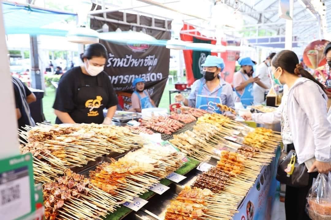 พช.ระยอง เข้าร่วมเปิดงานเทศกาลอาหารอร่อย ระยอง…ฮิ ครั้งที่ 8