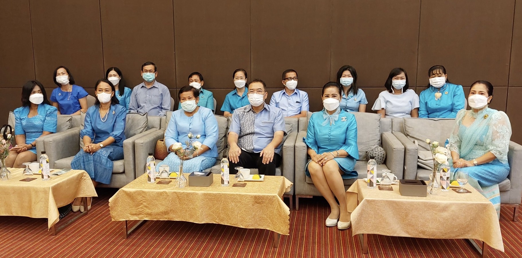 ? ”พช.ระยอง ร่วมโครงการ รวมพลังสตรีแก้จนคนระยอง”