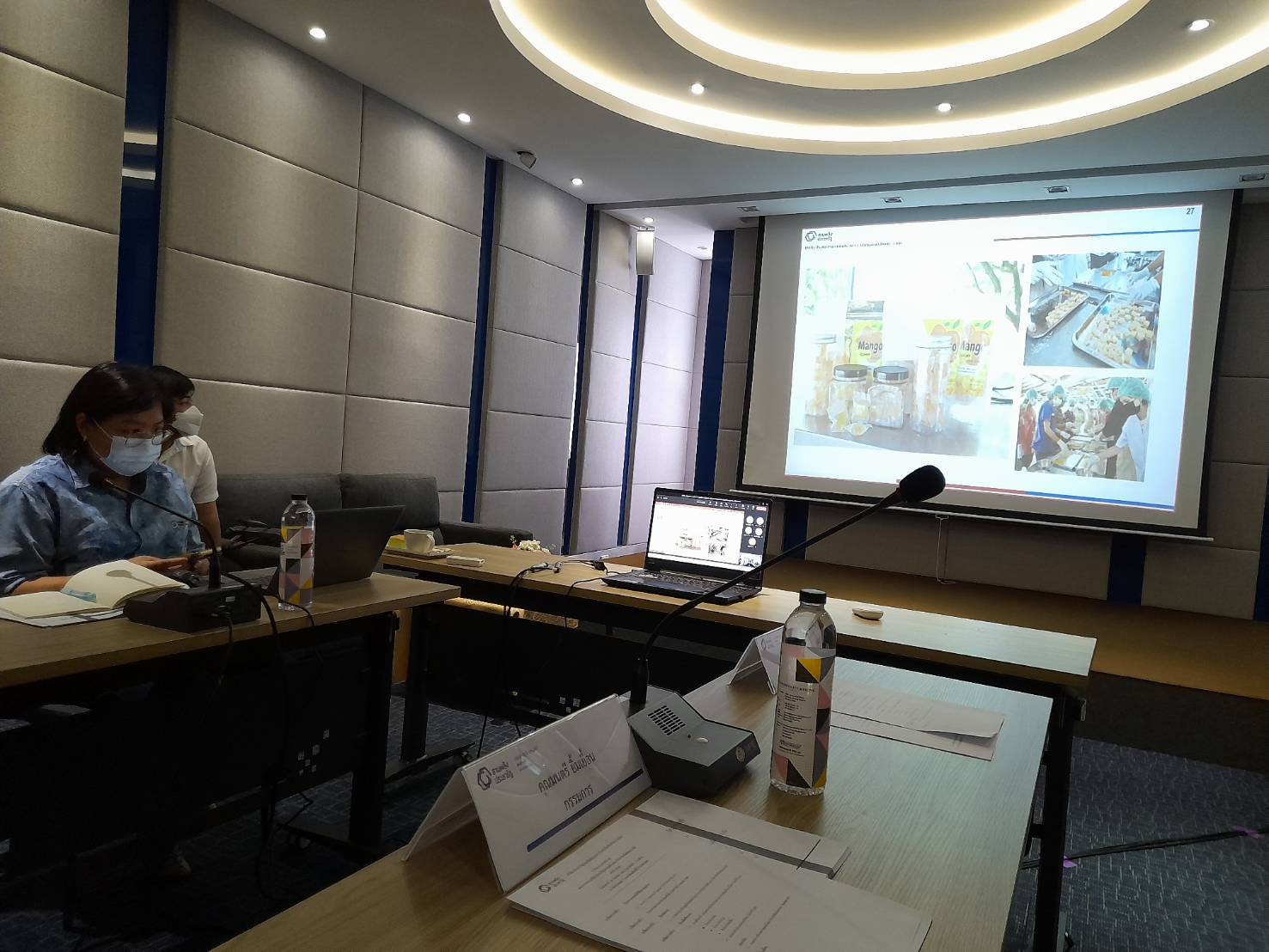 พช. ระยอง ร่วมขับเคลื่อนการดำเนินงานพัฒนาเศรษฐกิจฐานรากและประชารัฐ