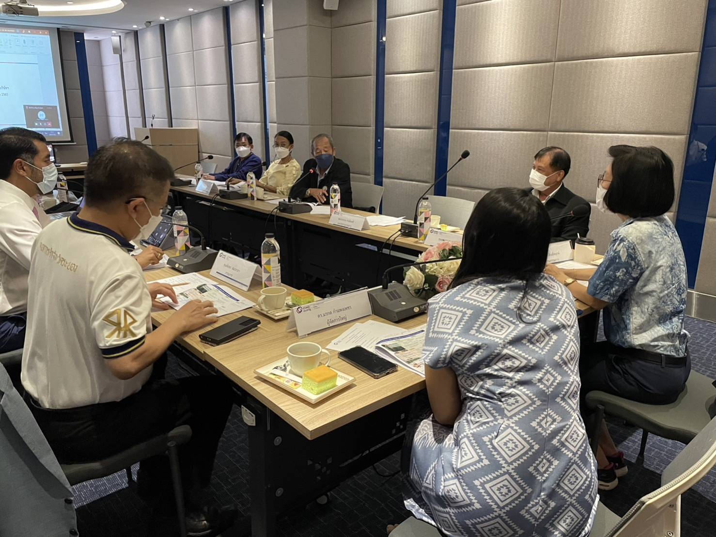 พช. ระยอง ร่วมขับเคลื่อนการดำเนินงานพัฒนาเศรษฐกิจฐานรากและประชารัฐ