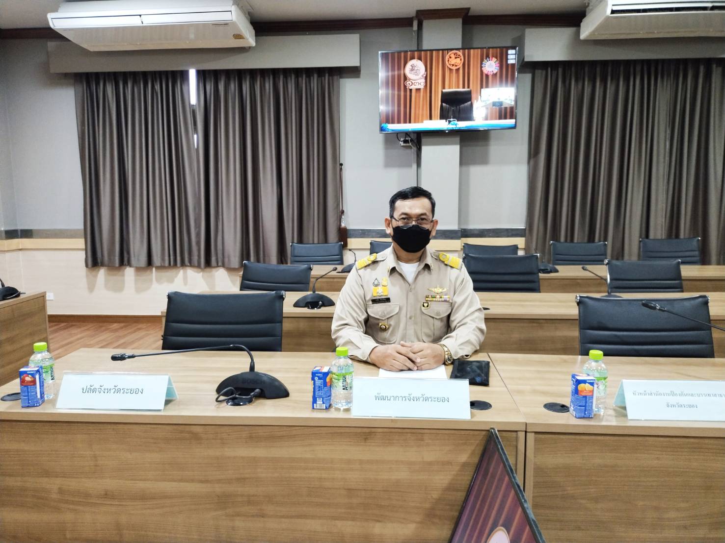 พช.ระยองร่วมประชุมขับเคลื่อนและติดตามนโยบายรัฐบาล และภารกิจสำคัญของสำนักงานปลัดกระทรวงมหาดไทย และหน่วยงานในสังกัดกระทรวงไทย ประจำปีงบประมาณ พ.ศ.2565