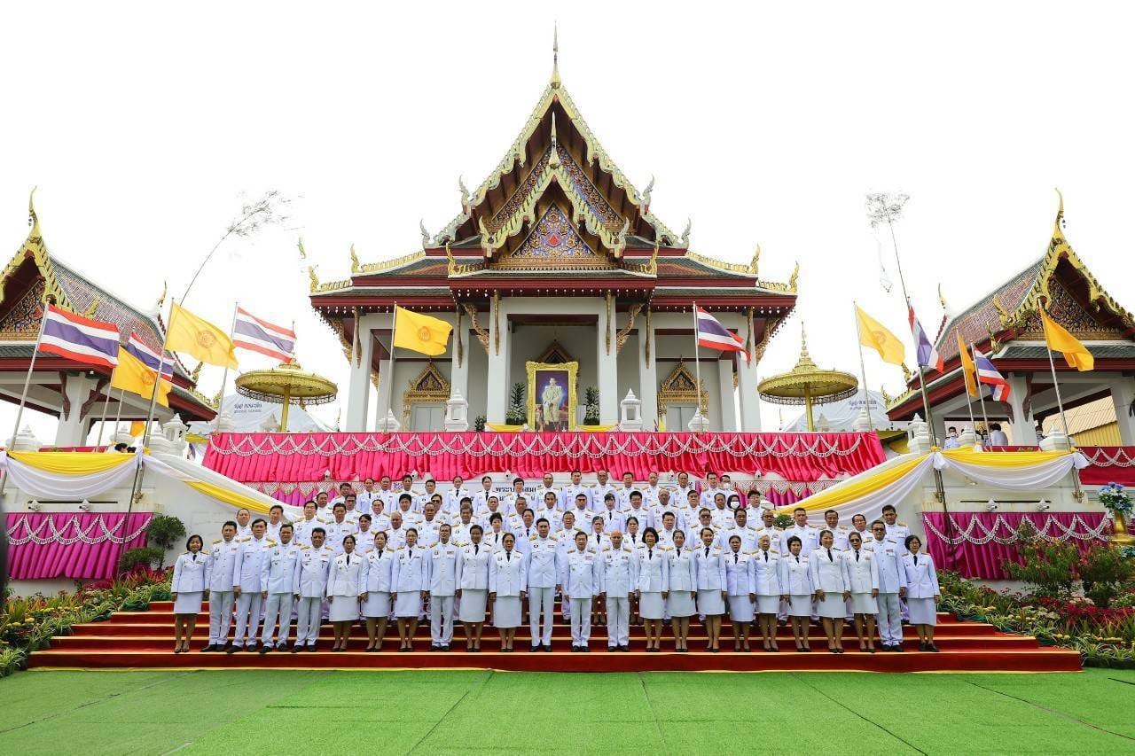 พช.ระยอง ร่วมพิธีถวายผ้าพระกฐินพระราชทานของกรมการพัฒนาชุมชน  ประจำปี 2565