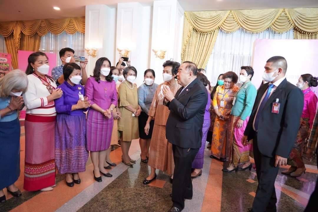 ปลัดกระทรวงมหาดไทย บรรยายพิเศษ เรื่อง “เครือข่ายกองทุนพัฒนาบทบาทสตรีกับการลดความเหลื่อมล้ำในสังคม”