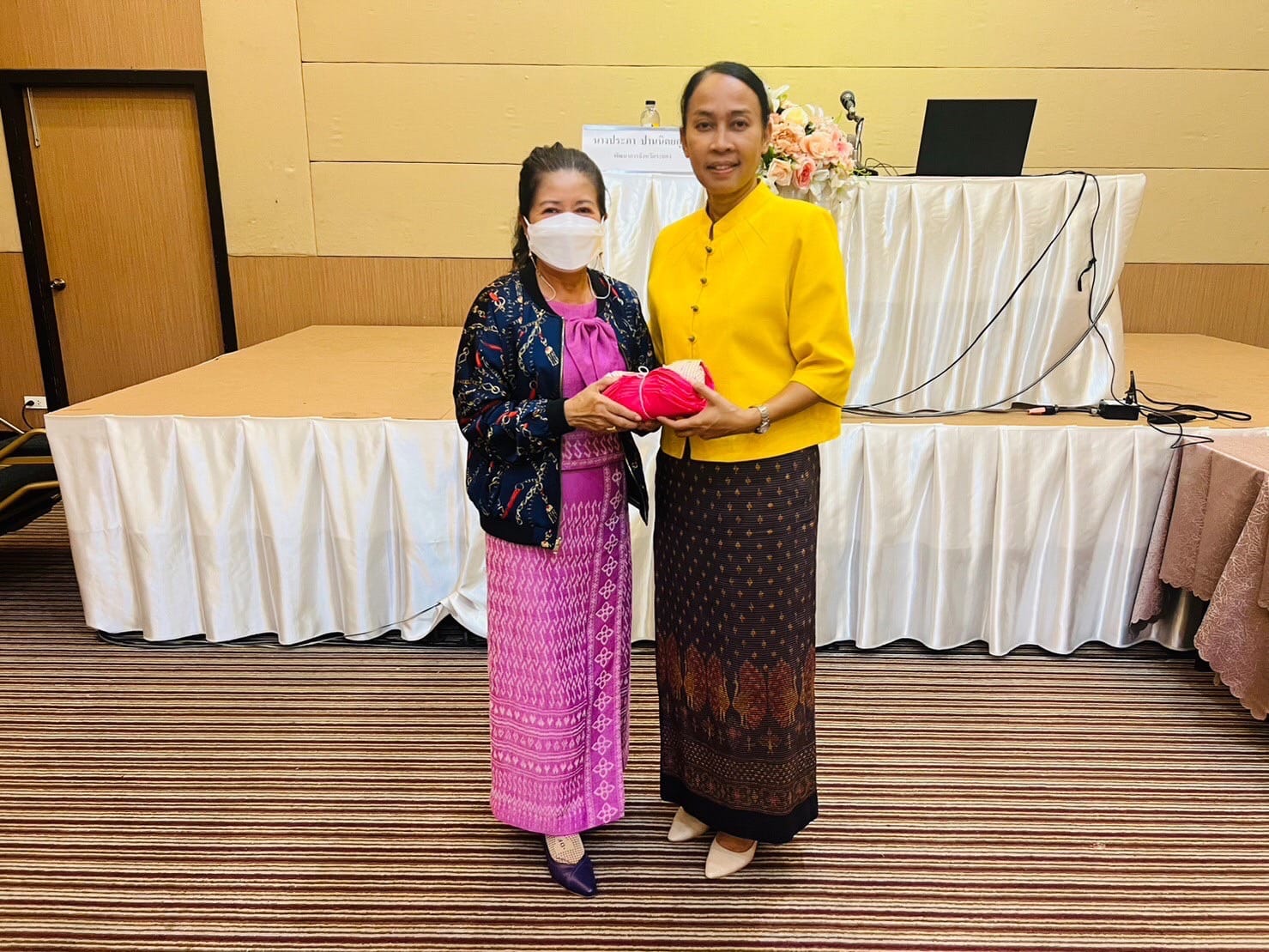 พช.ระยอง ดำเนินโครงการเพิ่มประสิทธิภาพการปฏิบัติงานกองทุนพัฒนาบทบาทสตรีแก่กลไกการขับเคลื่อนกองทุนพัฒนาบทบาทสตรี  กิจกรรมที่ 2 เพิ่มประสิทธิภาพการปฏิบัติงานกองทุนพัฒนาบทบาทสตรีแก่กลไกการขับเคลื่อนกองทุนพัฒนาบทบาทสตรีระดับจังหวัด