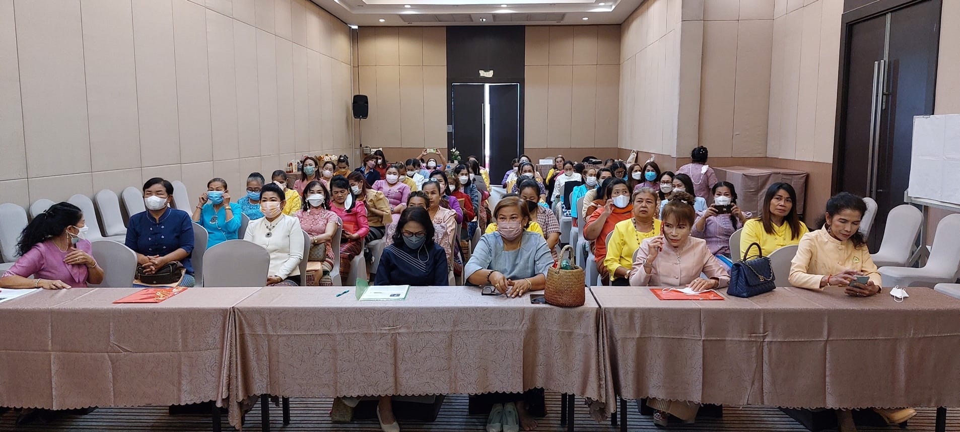 พช.ระยอง ดำเนินโครงการเพิ่มประสิทธิภาพการปฏิบัติงานกองทุนพัฒนาบทบาทสตรีแก่กลไกการขับเคลื่อนกองทุนพัฒนาบทบาทสตรี  กิจกรรมที่ 2 เพิ่มประสิทธิภาพการปฏิบัติงานกองทุนพัฒนาบทบาทสตรีแก่กลไกการขับเคลื่อนกองทุนพัฒนาบทบาทสตรีระดับจังหวัด