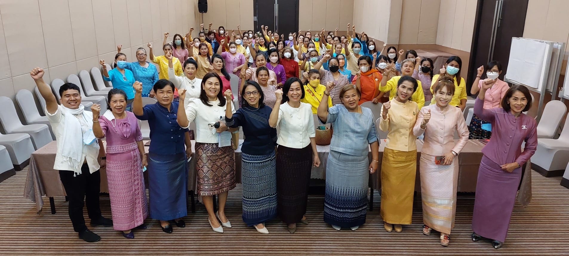 พช.ระยอง ดำเนินโครงการเพิ่มประสิทธิภาพการปฏิบัติงานกองทุนพัฒนาบทบาทสตรีแก่กลไกการขับเคลื่อนกองทุนพัฒนาบทบาทสตรี  กิจกรรมที่ 2 เพิ่มประสิทธิภาพการปฏิบัติงานกองทุนพัฒนาบทบาทสตรีแก่กลไกการขับเคลื่อนกองทุนพัฒนาบทบาทสตรีระดับจังหวัด