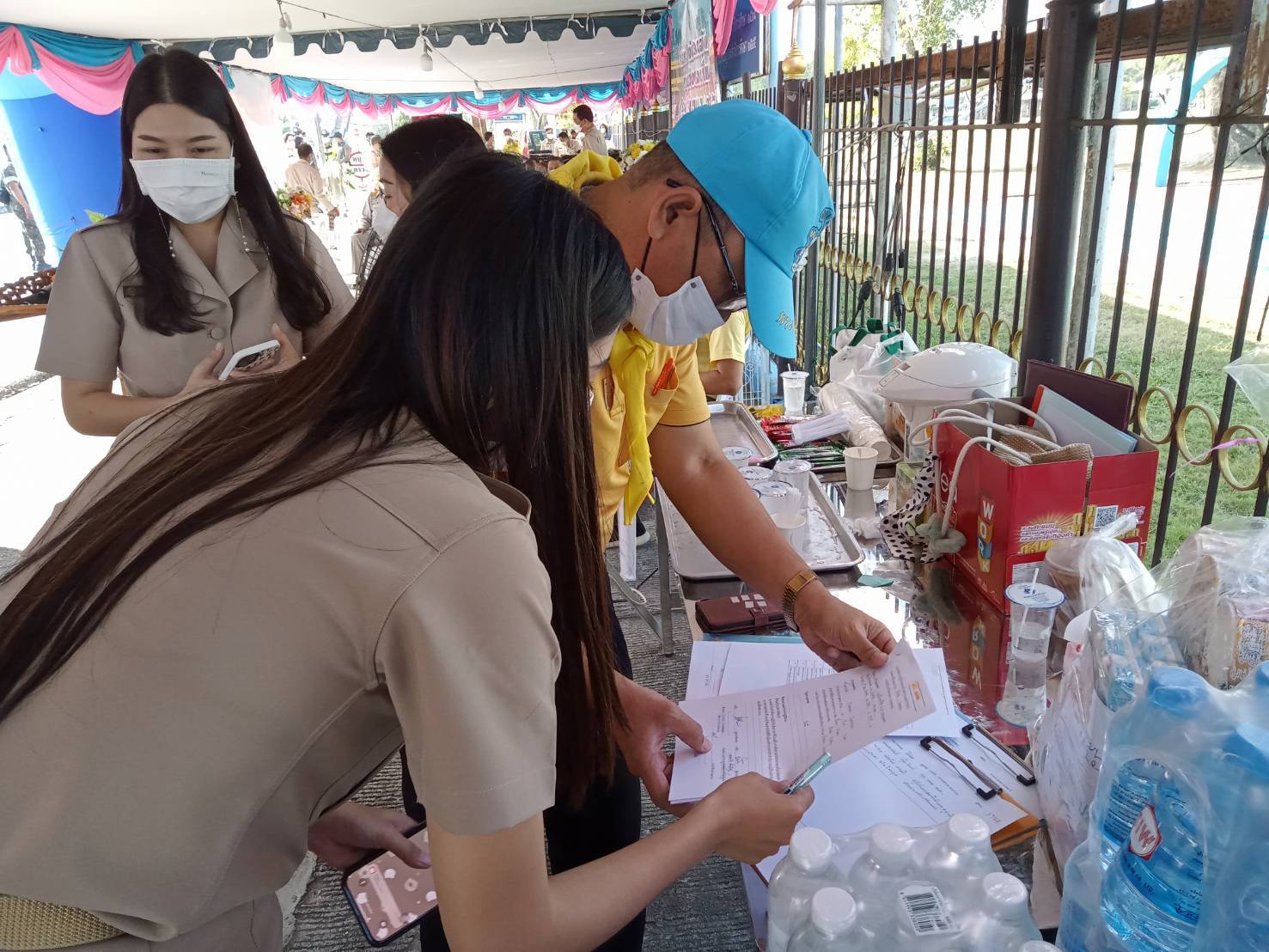 พช.ระยองออกตรวจติดตามการปฏิบัติตามมาตรการความปลอดภัยทางถนน​ในช่วงเทศกาลปีใหม่ 2566 สำหรับจุดตรวจและบริการประชาชน​ในเขต อ.บ้านค่าย​