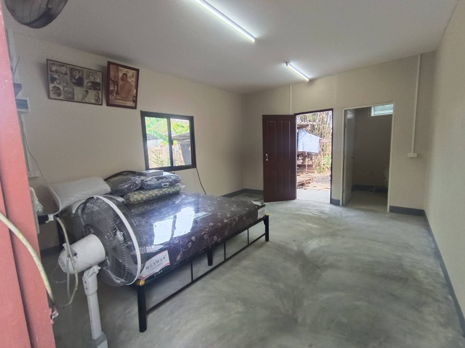 ?? พช.ระยอง เข้าร่วม พิธีส่งมอบบ้าน “โครงการบ้านห่วงใยจากใจ GLO ประจำปี 2565” ?