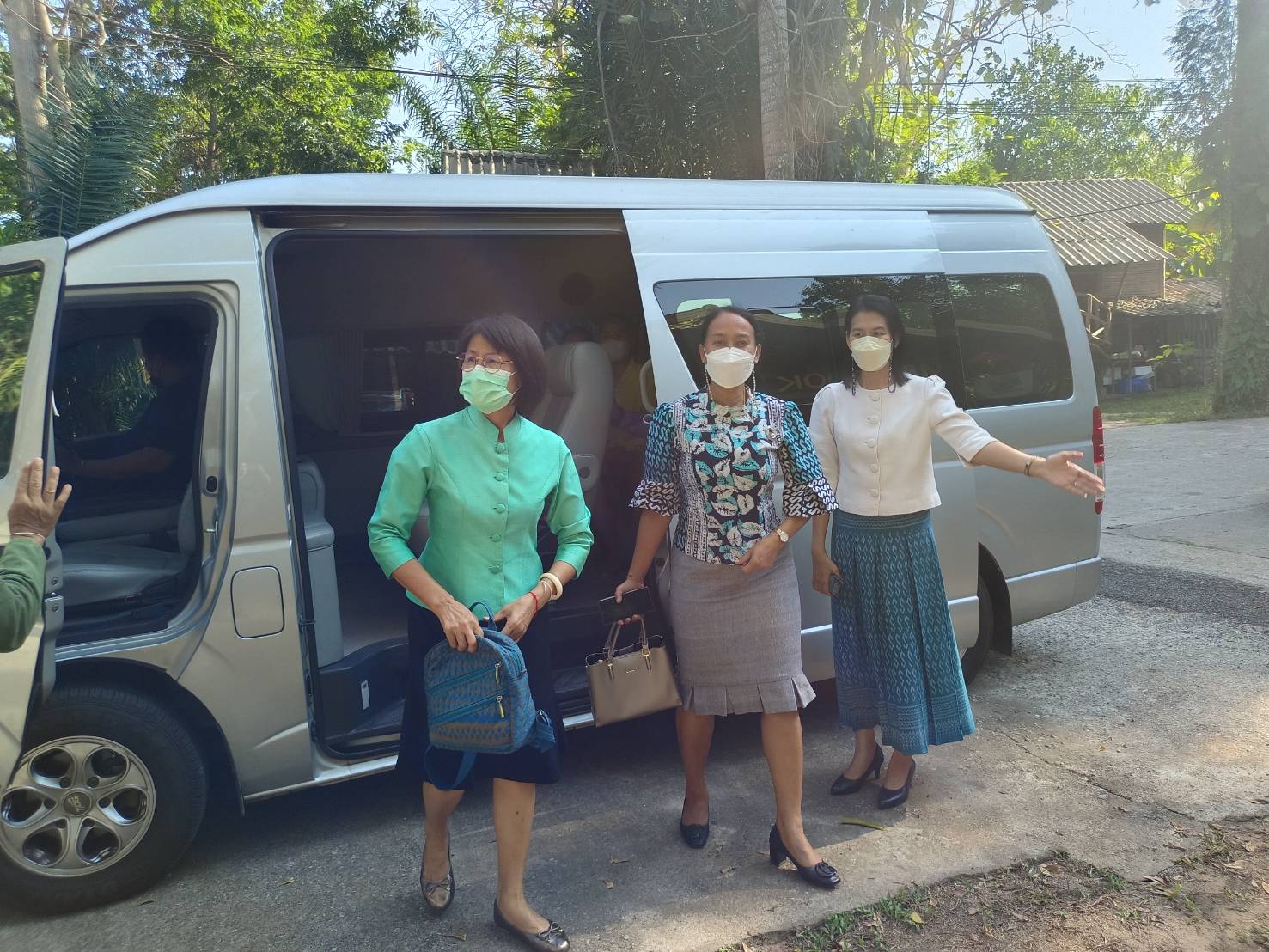 ?? พช.ระยองรับการตรวจติดตามผลการดำเนินงานของผู้ตรวจราชการกรมการพัฒนาชุมชน (นางสงวน มะเสนา)