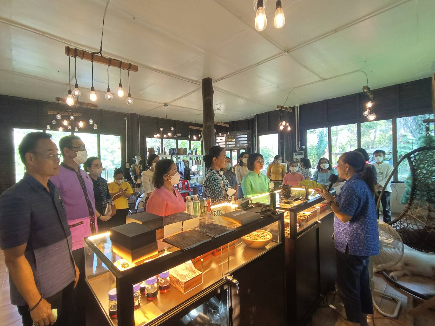 ?? พช.ระยองรับการตรวจติดตามผลการดำเนินงานของผู้ตรวจราชการกรมการพัฒนาชุมชน (นางสงวน มะเสนา)