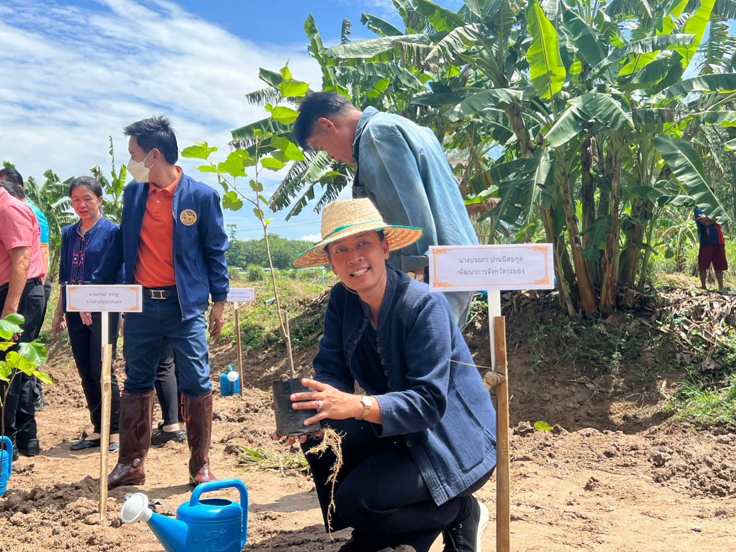 ?? พช.ระยอง ขับเคลื่อนกิจกรรม “รวมพลคน โคก หนอง นา เอามื้อสามัคคี” จังหวัดระยอง ครั้งที่ 4/2566?