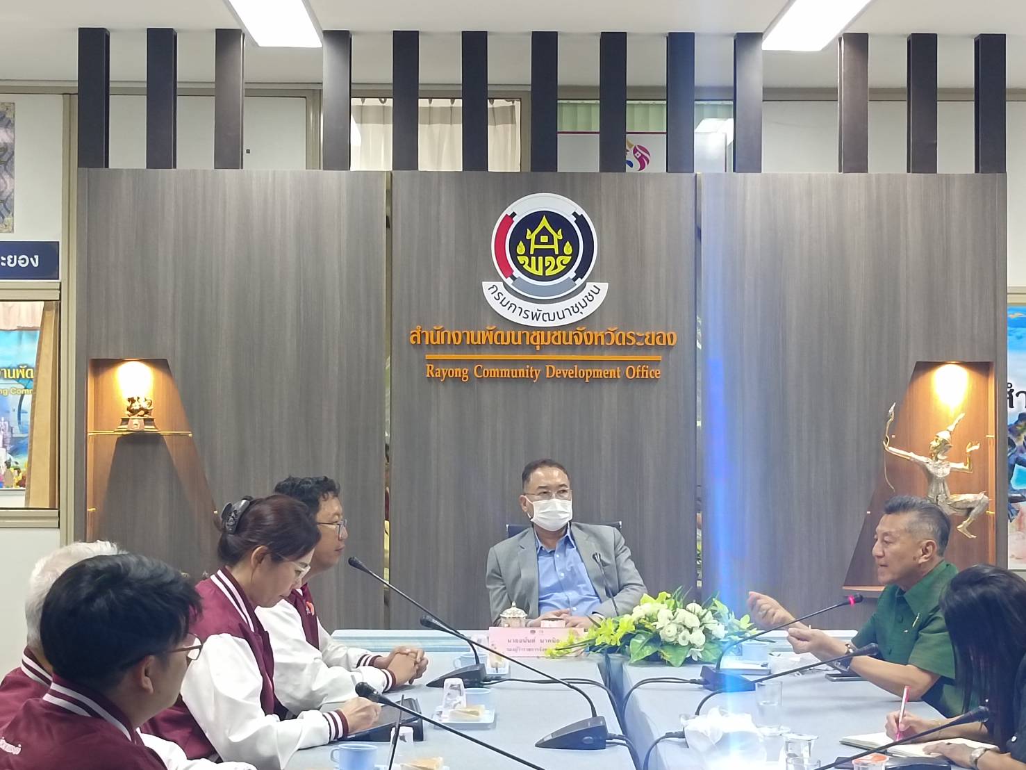 ? พช.ระยอง เข้าร่วมการประชุมเพื่อหารือความร่วมมือด้านงานวิจัย และการพัฒนานวัตกรรมเพื่อช่วยเหลือชุมชน