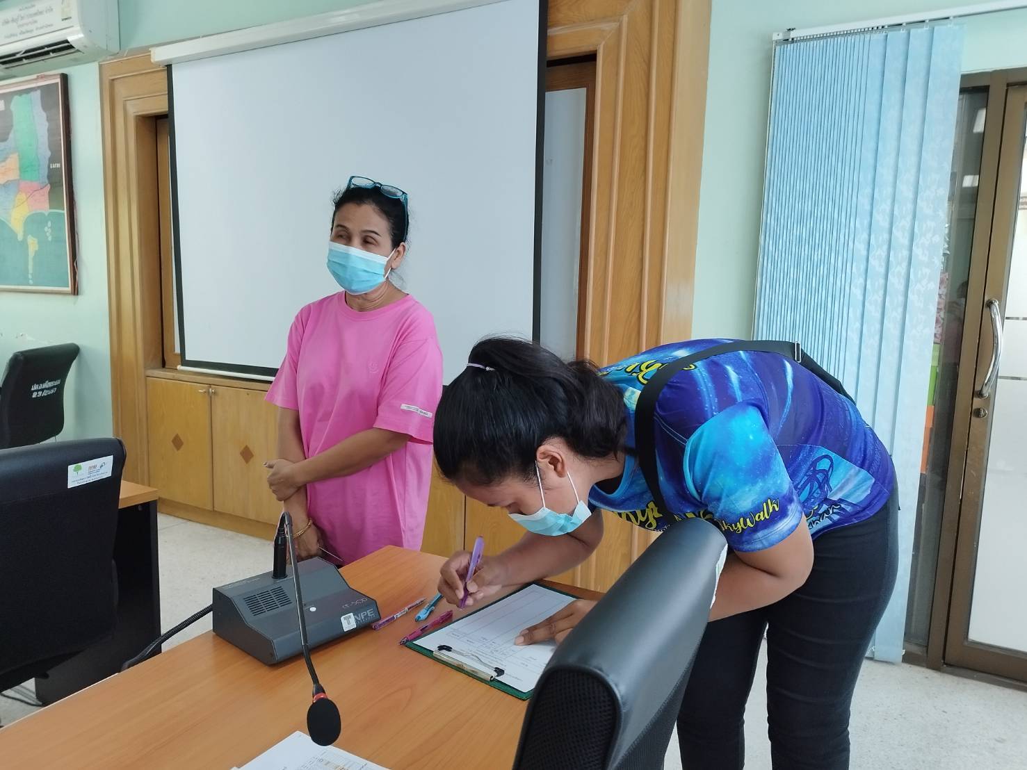 พช.ระยอง เข้าร่วมโครงการไกล่เกลี่ยและลดความเดือดร้อนให้แก่ลูกหนี้กองทุนพัฒนาบทบาทสตรี