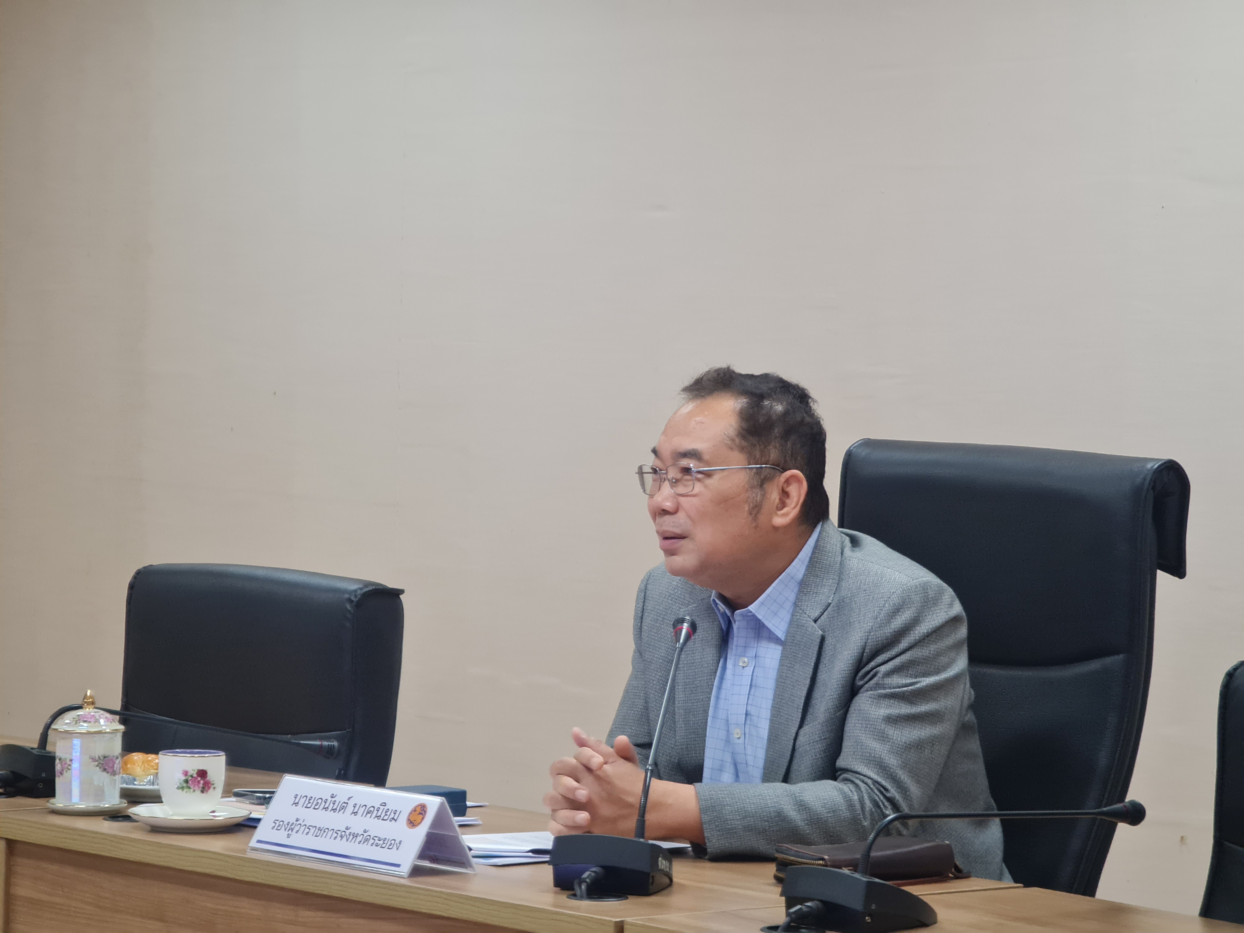 พช.ระยอง จัดประชุมคณะกรรมการบริหารศูนย์อำนวยการขจัดความยากจนและพัฒนาคนทุกช่วงวัยอย่างยั่งยืนตามหลักปรัชญาของเศรษฐกิจพอเพียงจังหวัดระยอง (คจพ.จ.ระยอง) ครั้งที่ 3/2566