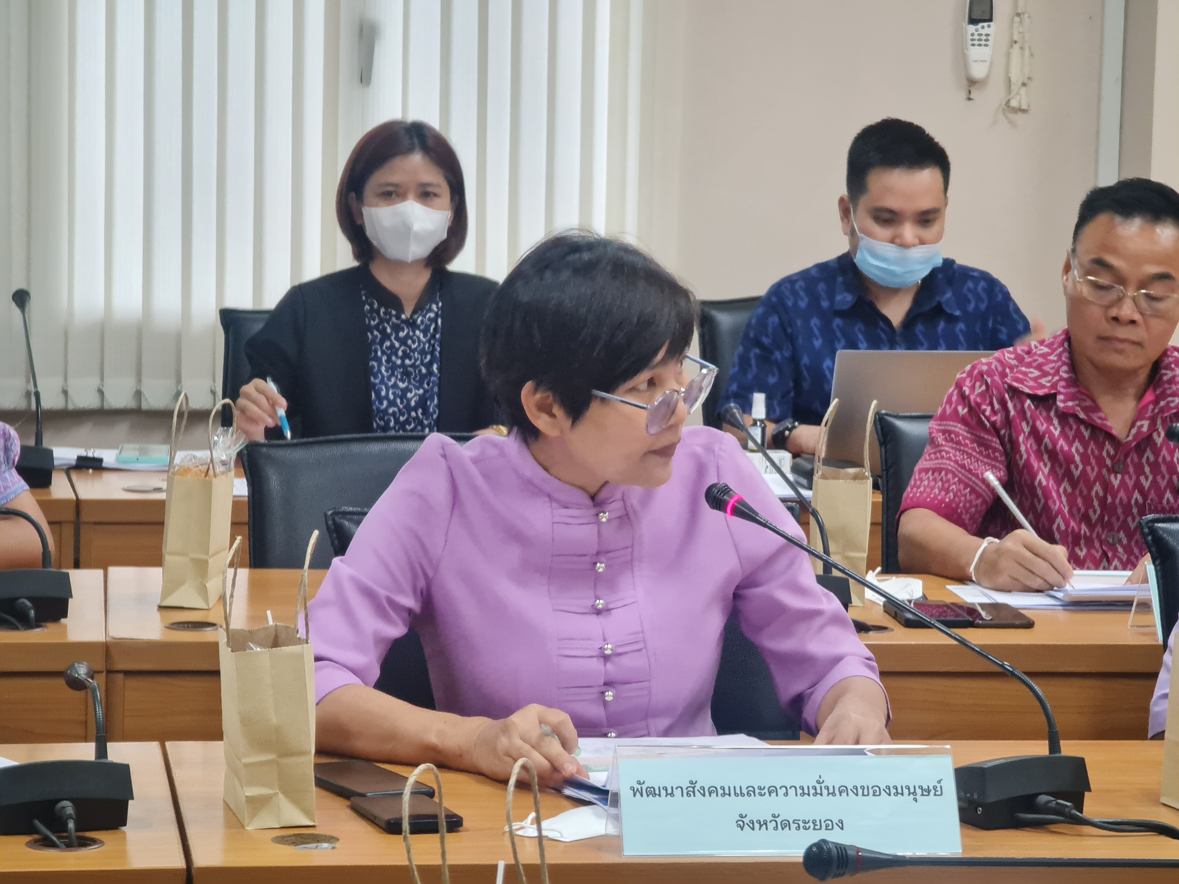 พช.ระยอง จัดประชุมคณะกรรมการบริหารศูนย์อำนวยการขจัดความยากจนและพัฒนาคนทุกช่วงวัยอย่างยั่งยืนตามหลักปรัชญาของเศรษฐกิจพอเพียงจังหวัดระยอง (คจพ.จ.ระยอง) ครั้งที่ 3/2566