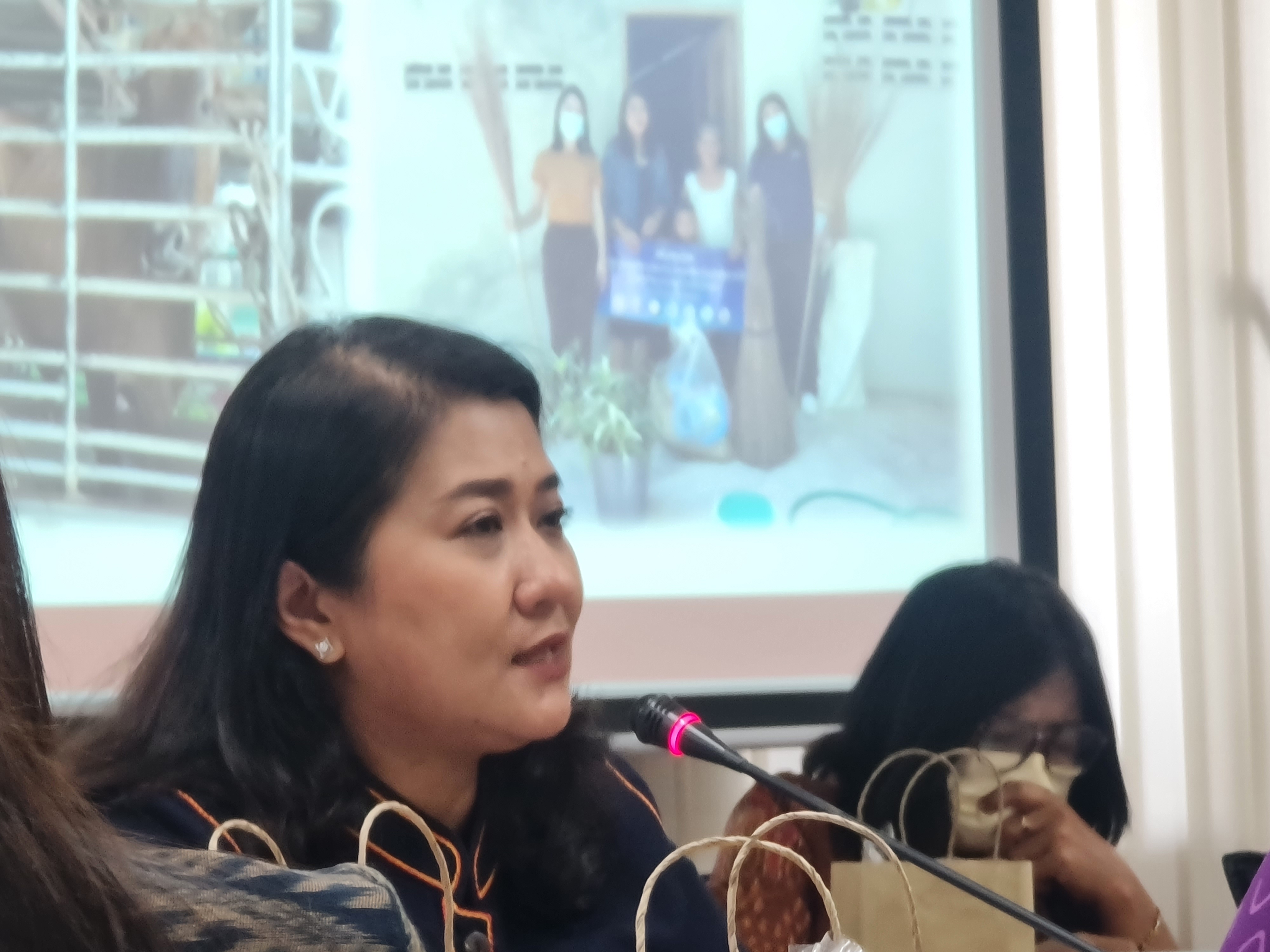 พช.ระยอง จัดประชุมคณะกรรมการบริหารศูนย์อำนวยการขจัดความยากจนและพัฒนาคนทุกช่วงวัยอย่างยั่งยืนตามหลักปรัชญาของเศรษฐกิจพอเพียงจังหวัดระยอง (คจพ.จ.ระยอง) ครั้งที่ 3/2566