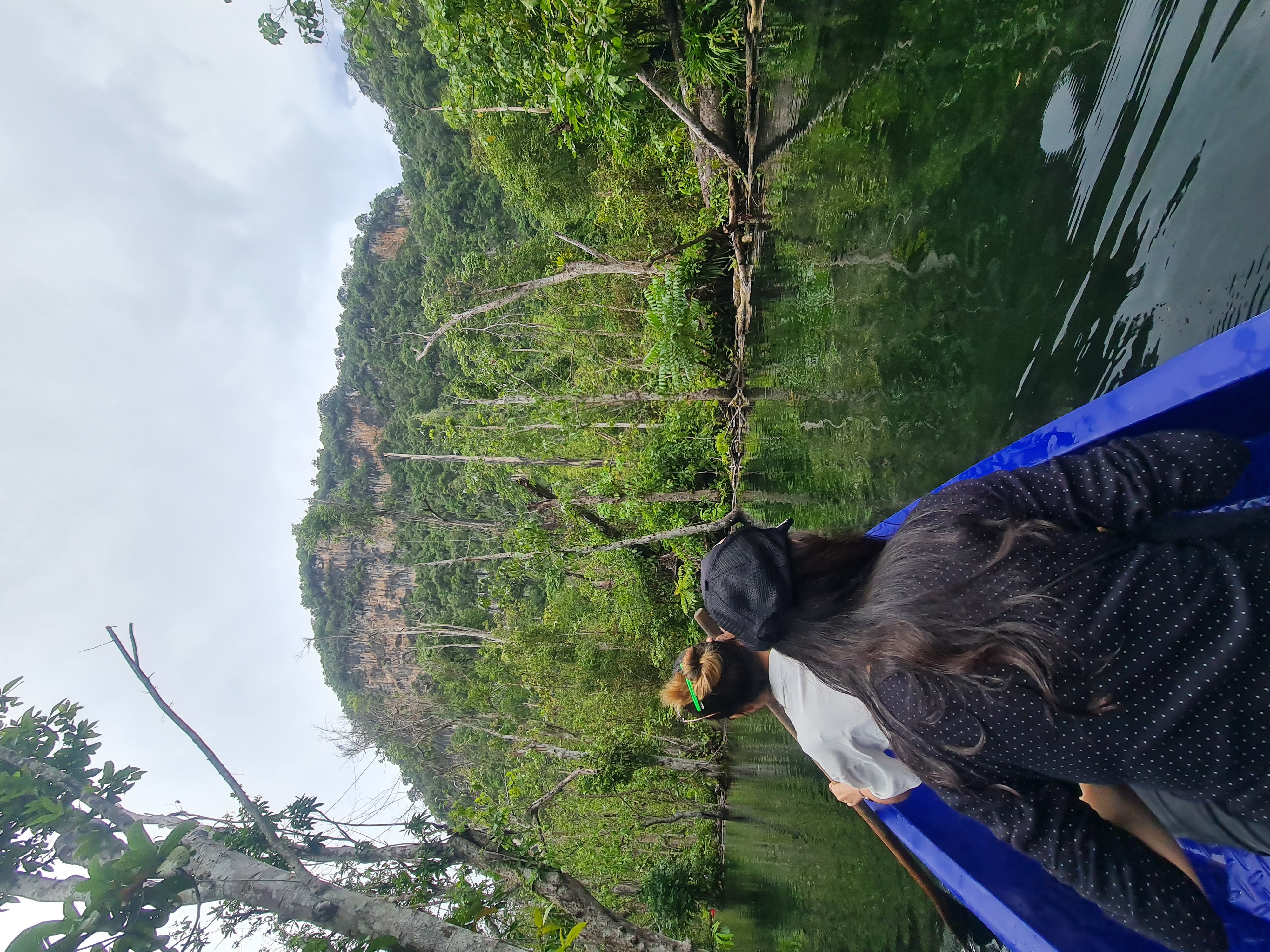 พช.ระยอง ร่วมกับ กองทุนไฟฟ้าเขตนิคมอุตสาหกรรมมาบตาพุด จัดกิจกรรมโครงการศึกษาดูงานรักษ์ป่าชุมชนบ้านทุ่งสูง กระบี่ ชุมชนบ้านเนินสำเหร่ 