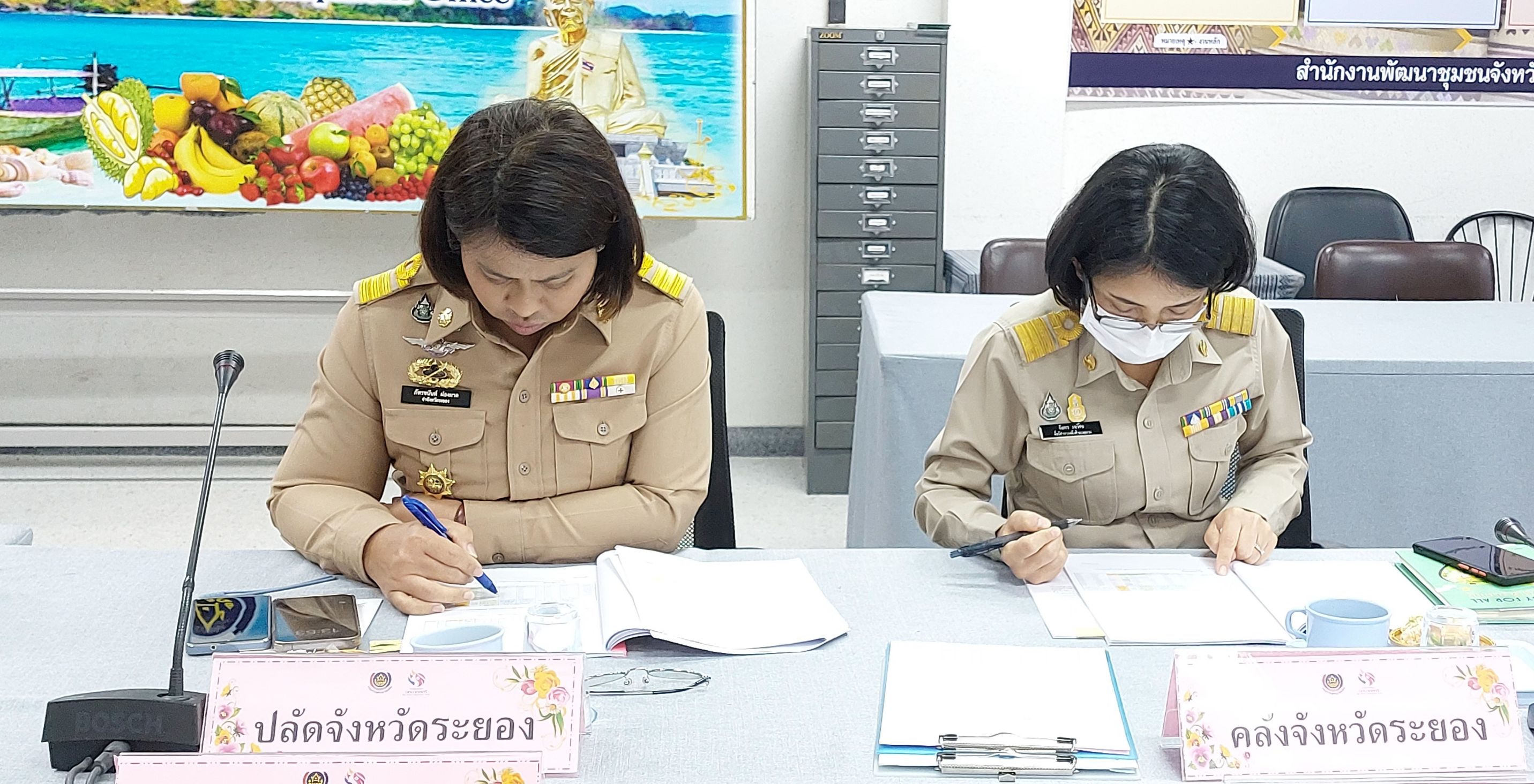 ”พช.ระยอง ประชุมคณะอนุกรรมการบริหารกองทุนพัฒนาบทบาทสตรีระดับจังหวัด ครั้งที่ 6/2566” ? วันอังคารที่ 24 กรกฎาคม 2566 เวลา 13.30 น. ณ ห้องประชุมสำนักงานพัฒนาชุมชน ชั้น 3 ศูนย์ราชการจังหวัดระยอง