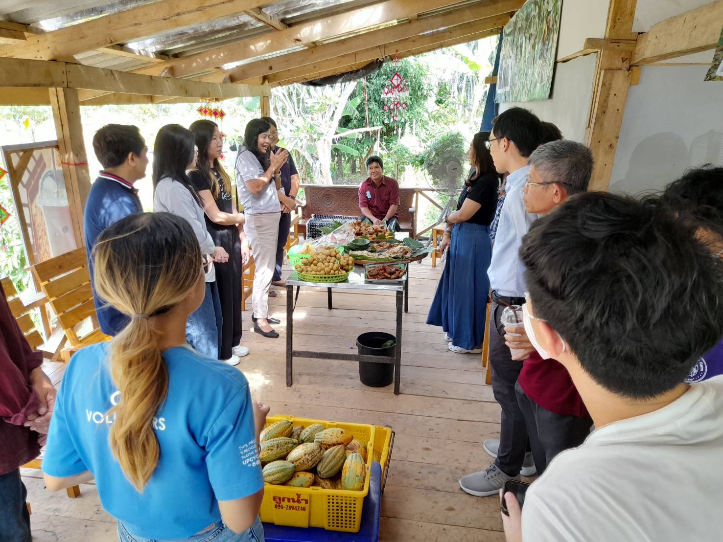 พช.ระยอง ร่วมกับ บริษัท ประชารัฐรักสามัคคีระยอง (วิสาหกิจเพื่อสังคม) จำกัด ขับเคลื่อนการดำเนินงานโครงการพัฒนาเศรษฐกิจฐานรากและประชารัฐ