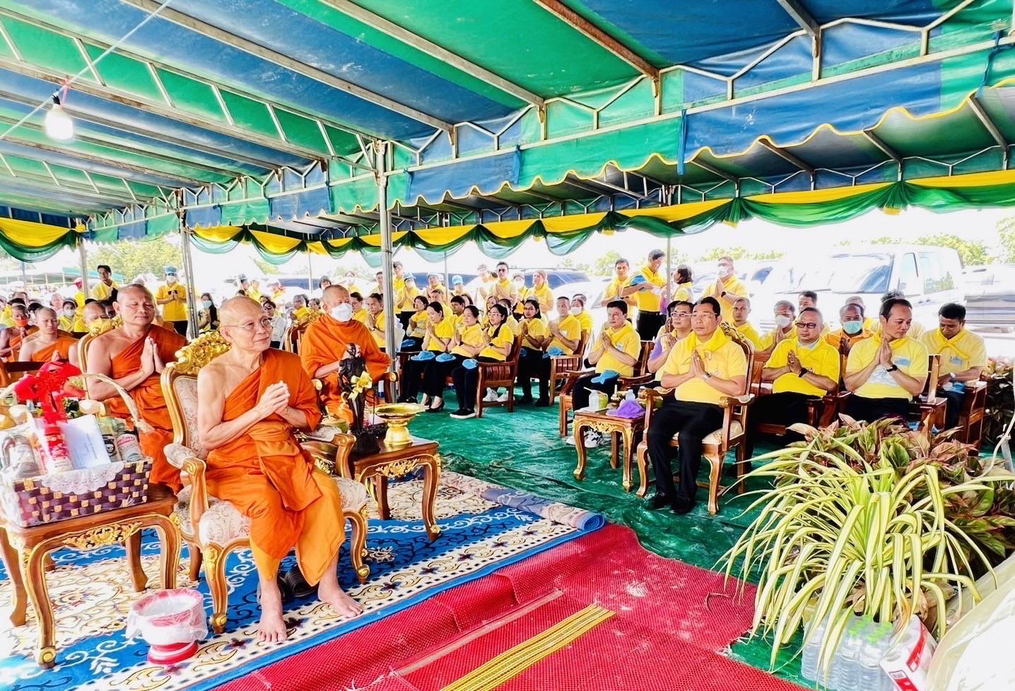 พช.ระยอง ร่วมกิจกรรมปลูกป่าบก โครงการปลูกป่าบกเฉลิมพระเกียรติฯ ครั้งที่ 1