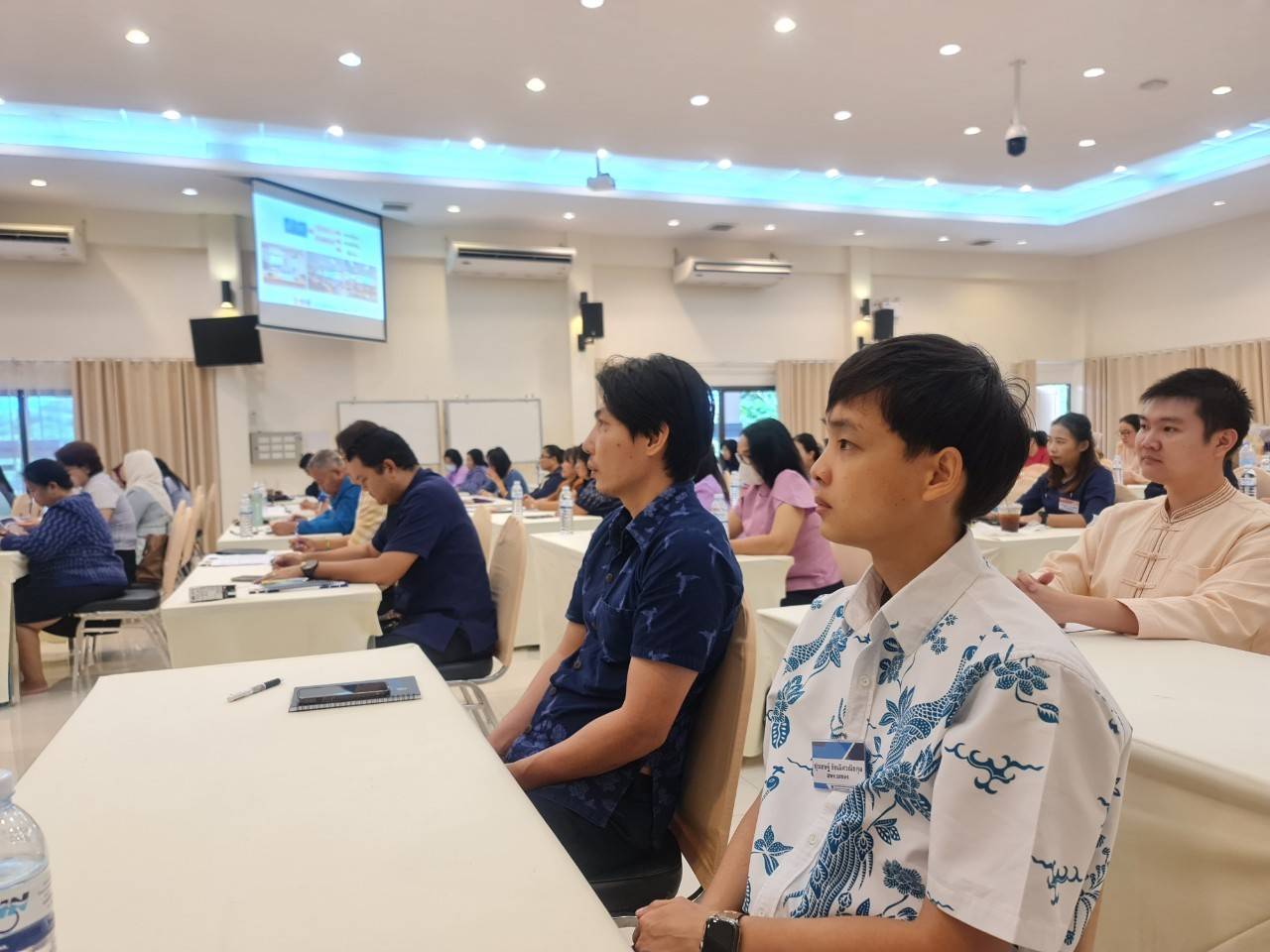 นางประภา ปานนิตยกุล พัฒนาการจังหวัดระยอง เป็นวิทยากรฝึกอบรมเพิ่มประสิทธิภาพเจ้าหน้าที่ผู้ปฏิบัติงานด้านยุทธศาสตร์การพัฒนาชุมชน