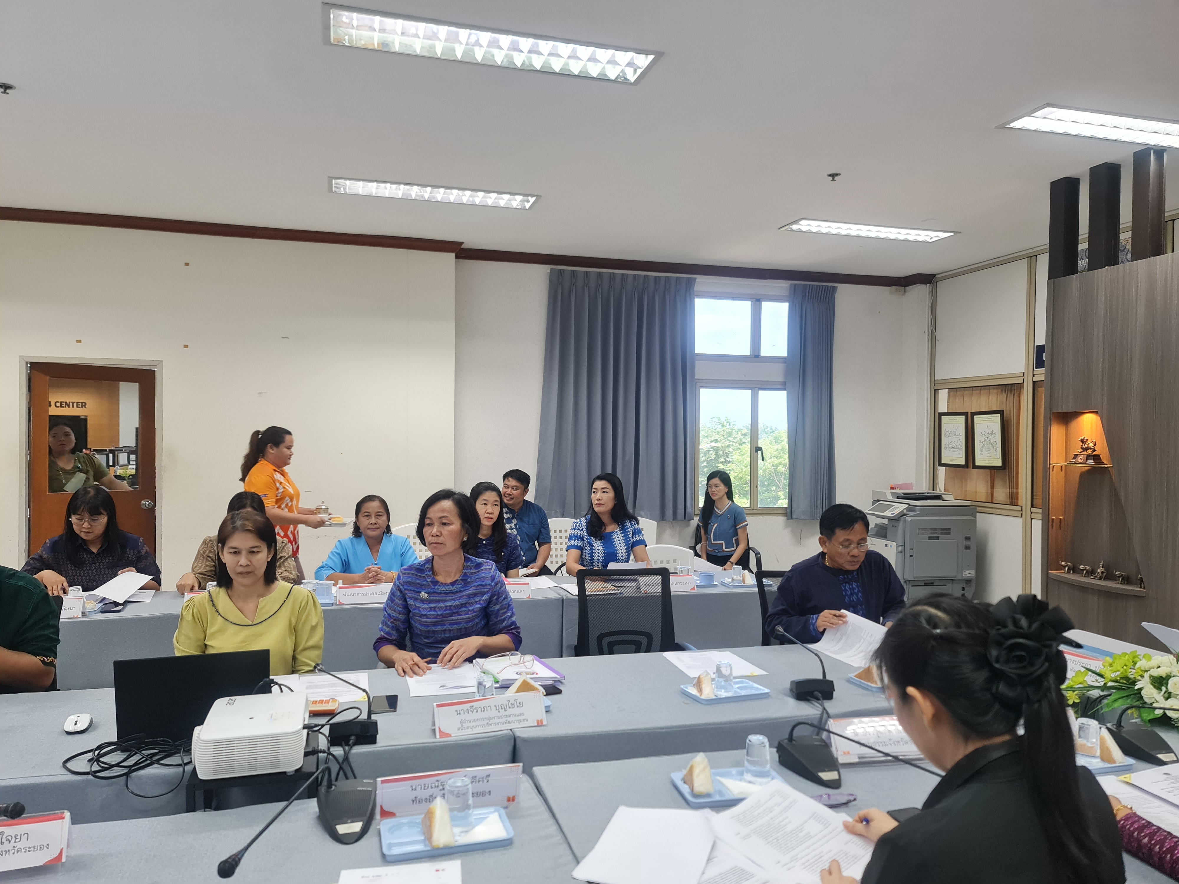 พช.ระยอง ประชุมคณะทำงานโครงการ “ผ้าไทย ใส่ให้สนุก” ตามแนวพระราชดำริ สมเด็จพระเจ้าลูกเธอ เจ้าฟ้าสิริวัณณวรี นารีรัตนราชกัญญา ประจำปี พ.ศ. 2566