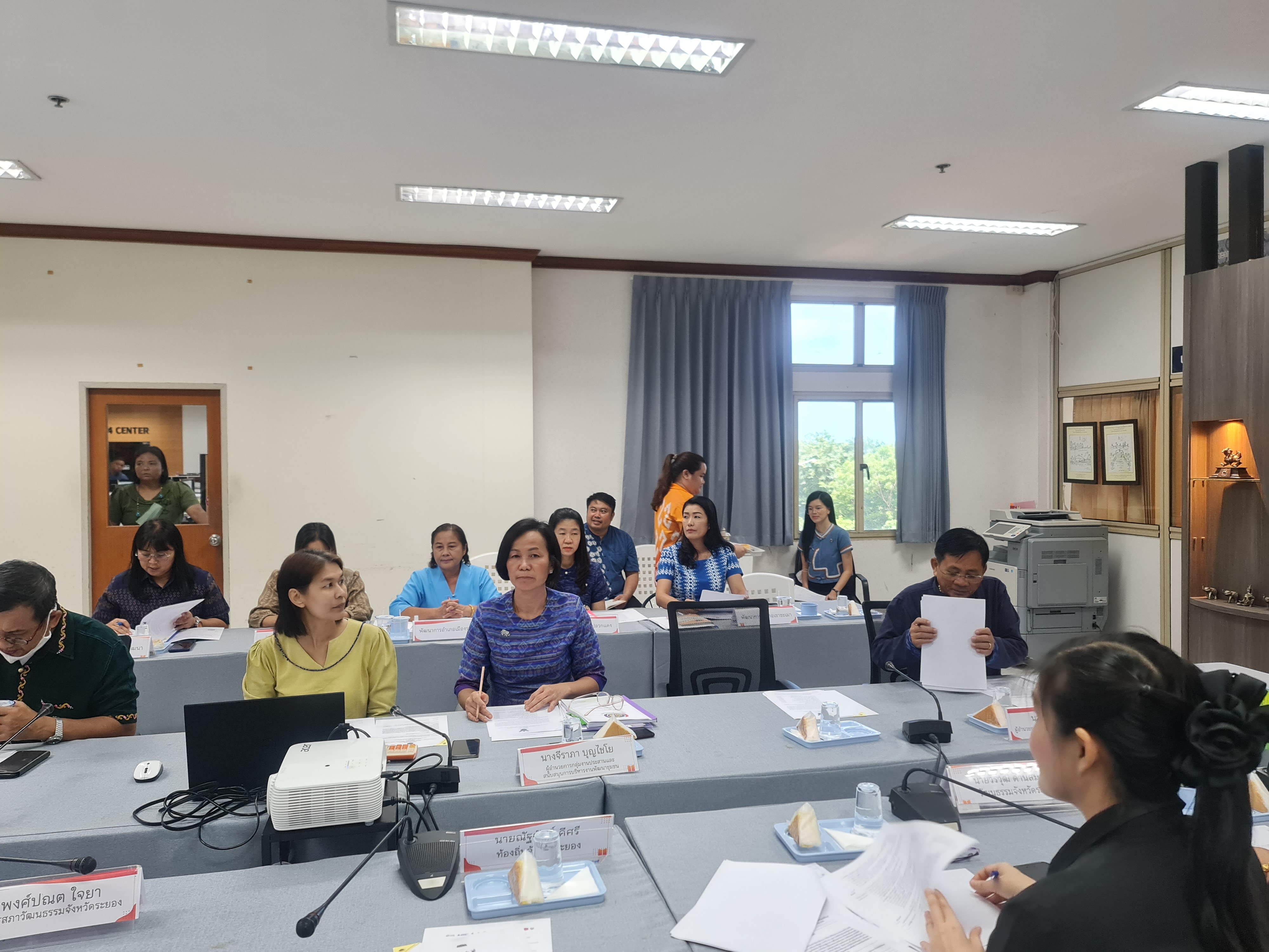 พช.ระยอง ประชุมคณะทำงานโครงการ “ผ้าไทย ใส่ให้สนุก” ตามแนวพระราชดำริ สมเด็จพระเจ้าลูกเธอ เจ้าฟ้าสิริวัณณวรี นารีรัตนราชกัญญา ประจำปี พ.ศ. 2566