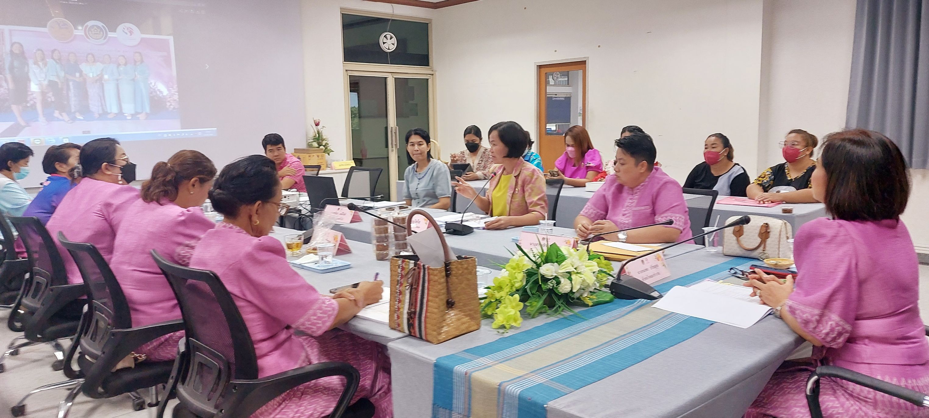 พช.ระยอง จัดประชุมคณะทำงานขับเคลื่อนกองทุนพัฒนาบทบาทสตรีจังหวัดระยอง ครั้งที่ 7/2566