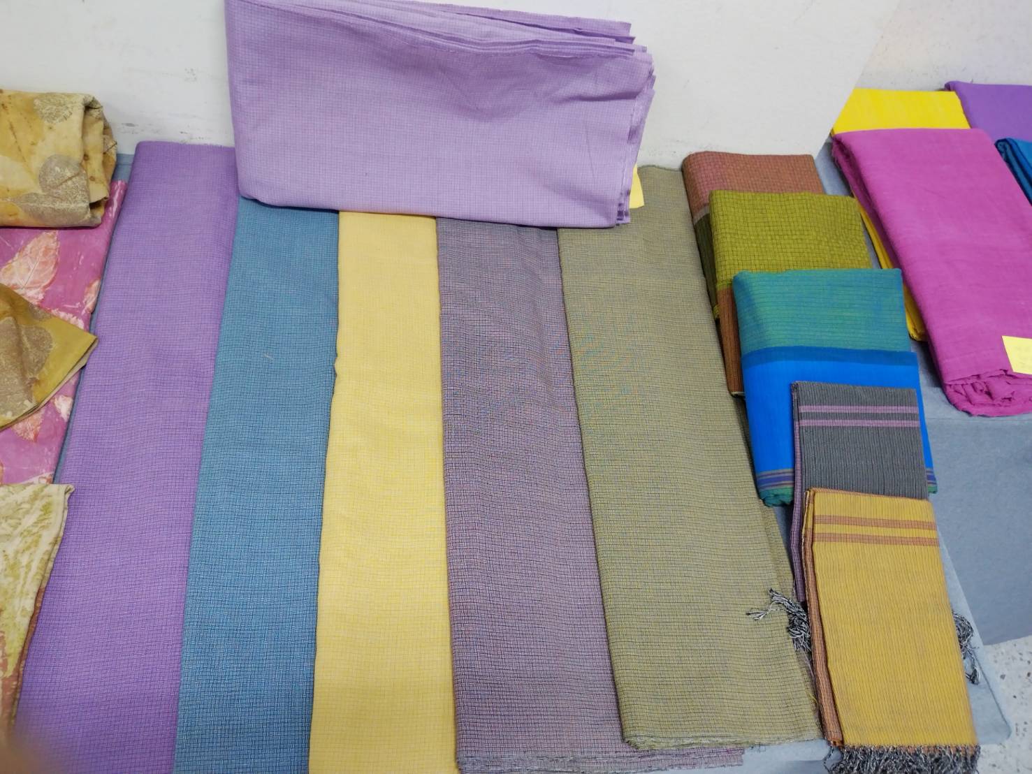 ?พช.ระยองร่วมประชุมการจัดงานสตรีระยองสืบสานอนุรักษ์ศิลป์ผ้าถิ่นไทย เทิดไท้พระบรมราชชนนีพันปีหลวง ครั้งที่ 1/2566