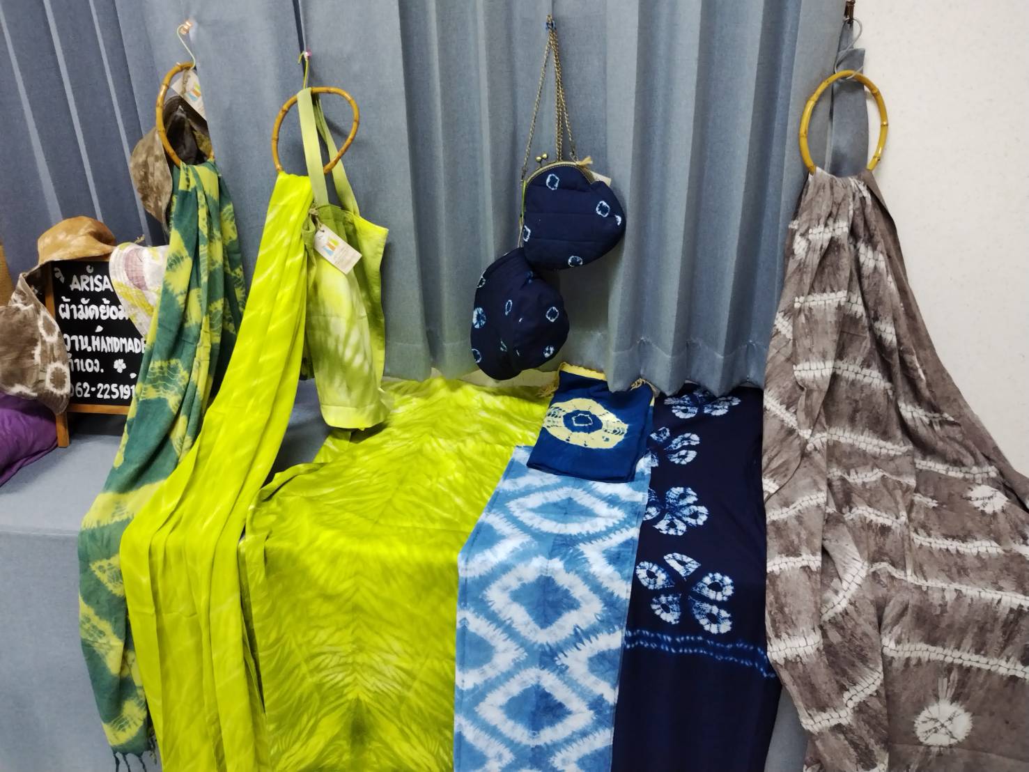 ?พช.ระยองร่วมประชุมการจัดงานสตรีระยองสืบสานอนุรักษ์ศิลป์ผ้าถิ่นไทย เทิดไท้พระบรมราชชนนีพันปีหลวง ครั้งที่ 1/2566