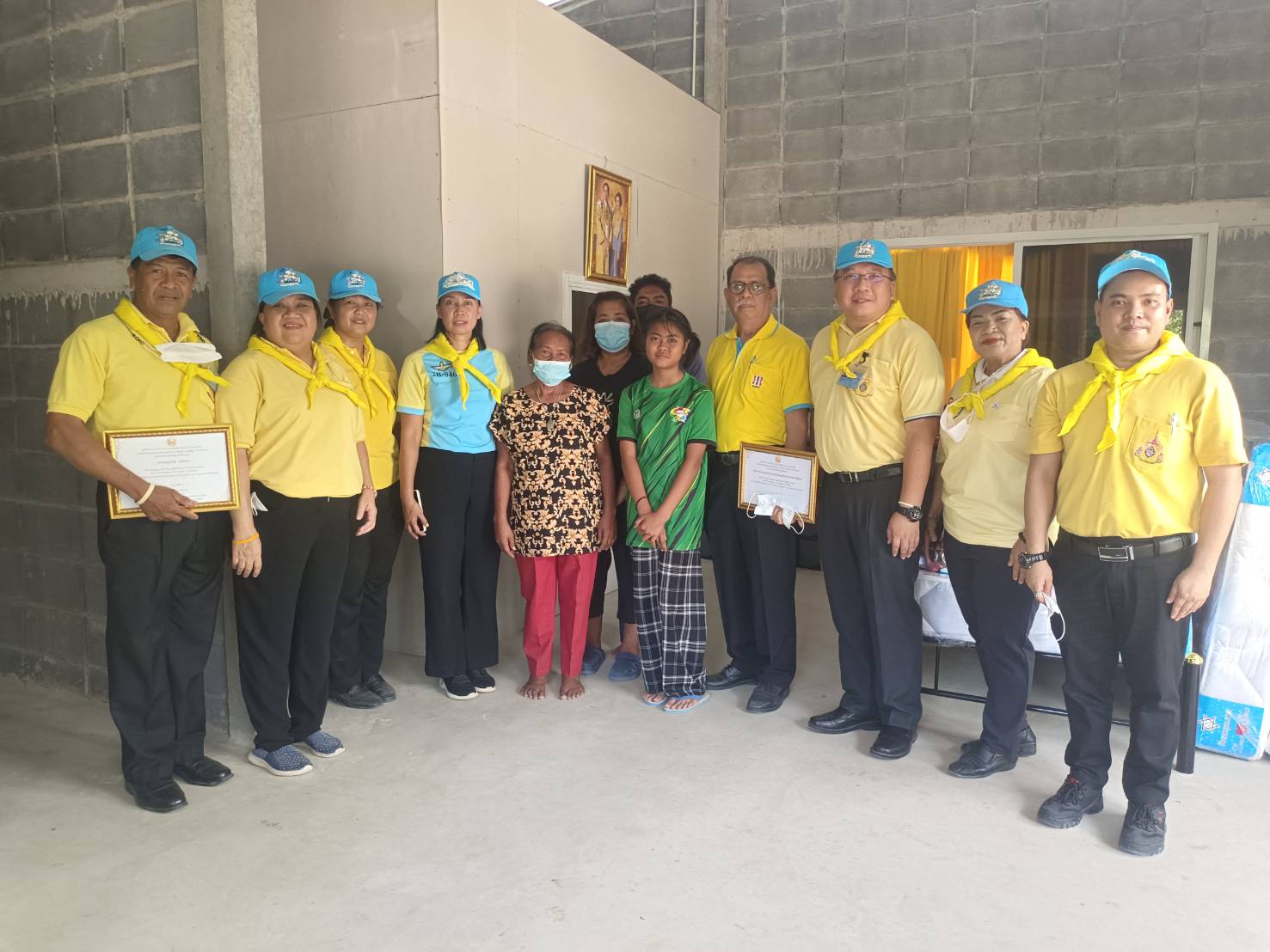 ศจพ.จ.ระยอง ร่วมกับ ศจพ.อ.นิคมพัฒนา ขับเคลื่อนกิจกรรมเฉลิมพระเกียรติสมเด็จพระนางเจ้าสิริกิติ์ พระบรมราชินีนาถ พระบรมราชชนนีพันปีหลวง 12 สิงหาคม 2566 เนื่องในโอกาสมหามงคลเฉลิมพระชนมพรรษา 91 พรรษา (จิตอาสามอบบ้านผู้ยากไร้)