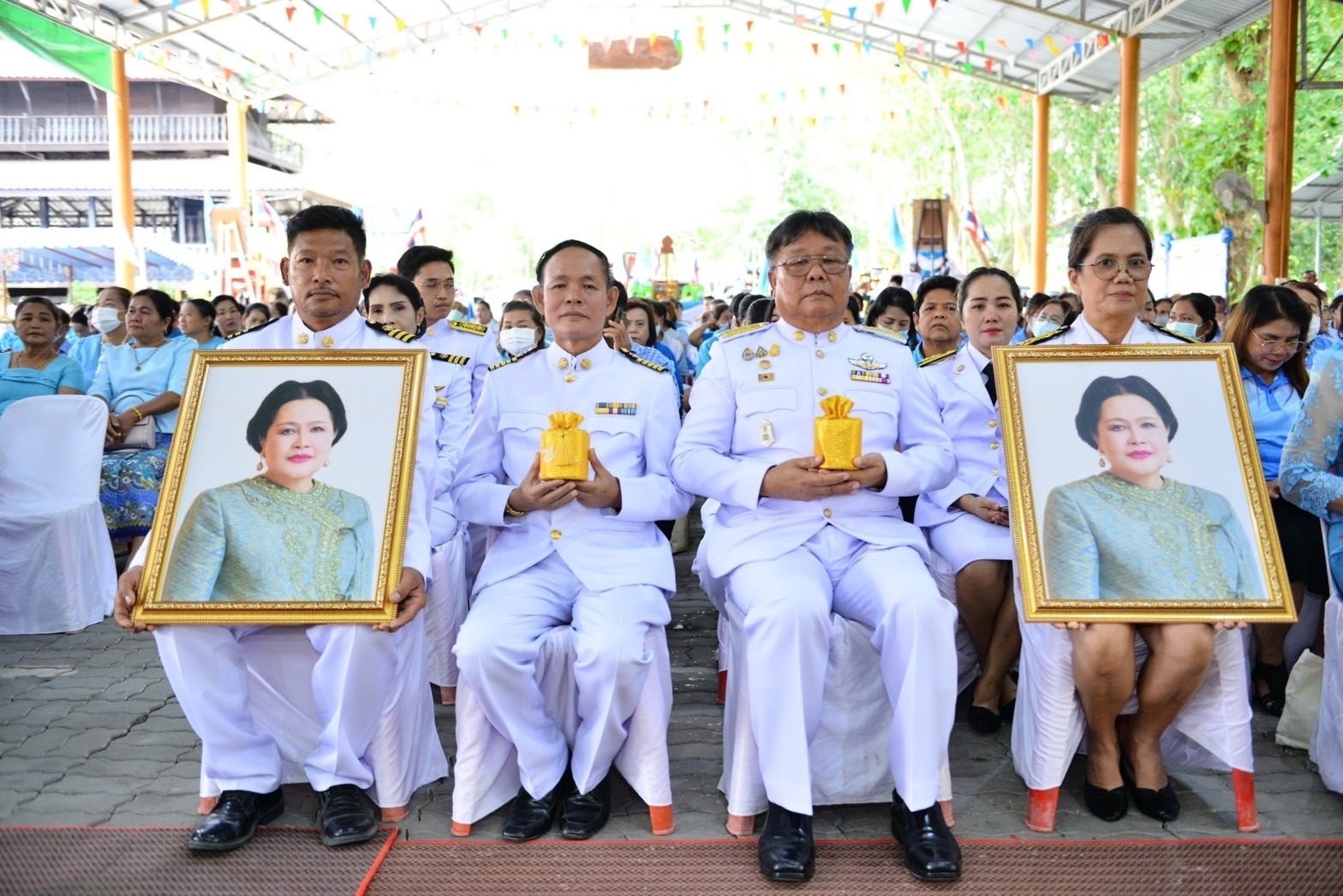 จังหวัดระยอง จัดพิธีมอบเงินพระราชทานขวัญถุงกองทุนแม่ของแผ่นดิน ประจำปี 2566 ภายใต้โครงการ “๙๑ พรรษา ๒๐ ปี กองทุนแม่ของแผ่นดิน ทุนตั้งต้นแห่งความดีงาม ในการป้องกันและแก้ไขปัญหายาเสพติด”
