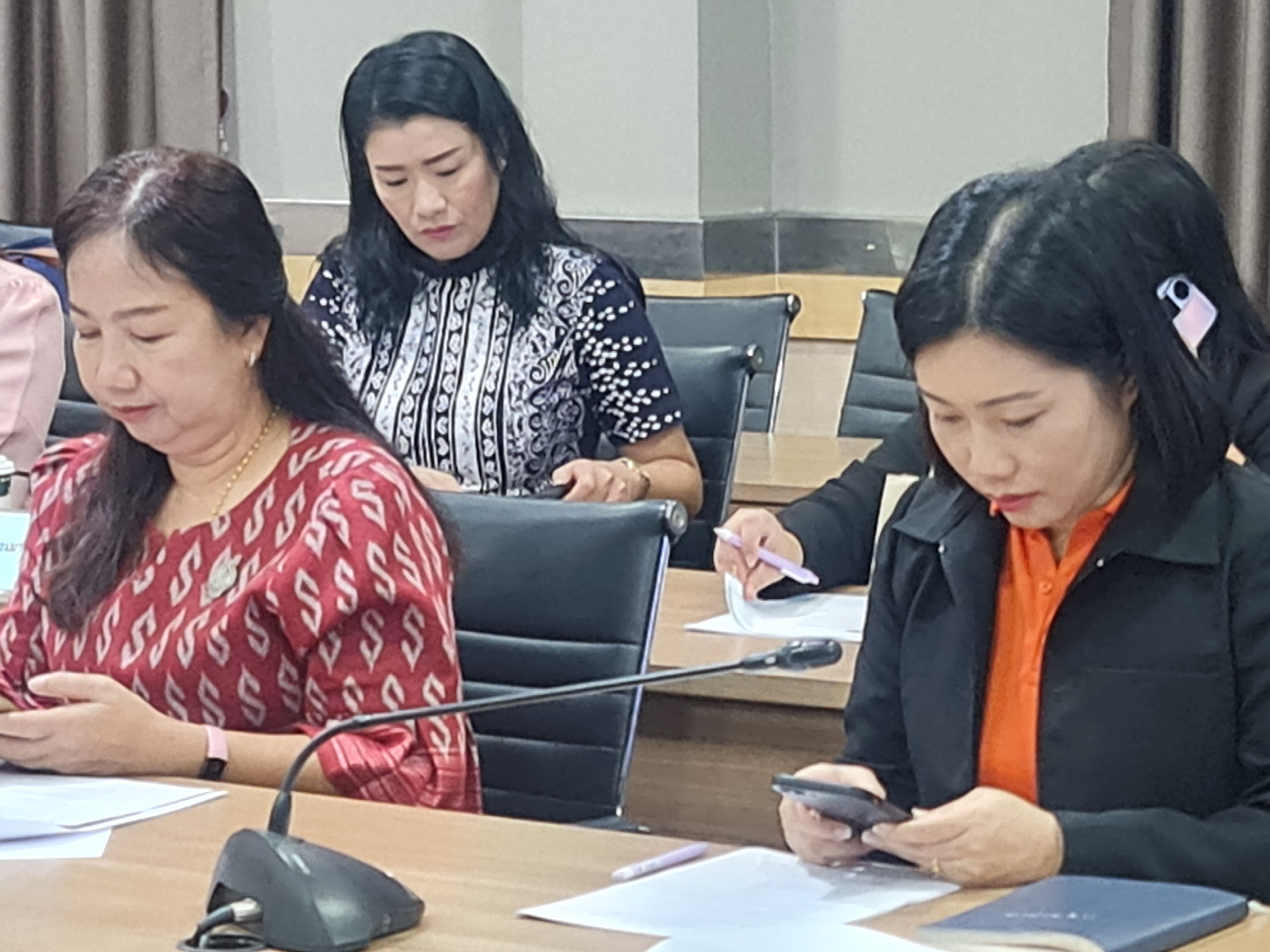 พช.ระยอง จัดประชุมนำเสนอผลการจัดเก็บและรับรองคุณภาพข้อมูล จปฐ. และ กชช. 2ค ประจำปีงบประมาณ พ.ศ. 2566 ระดับจังหวัด