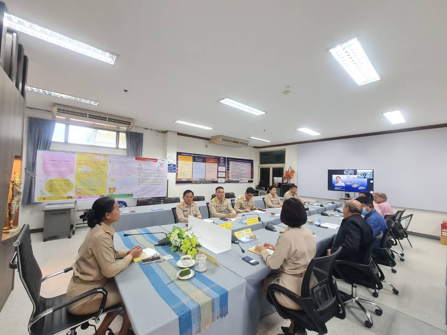 พช.ระยอง ร่วมประชุมรับมอบนโยบายและแนวทางการดำเนินงานของรองนายกรัฐมนตรีและรัฐมนตรีว่าการกระทรวงมหาดไทย