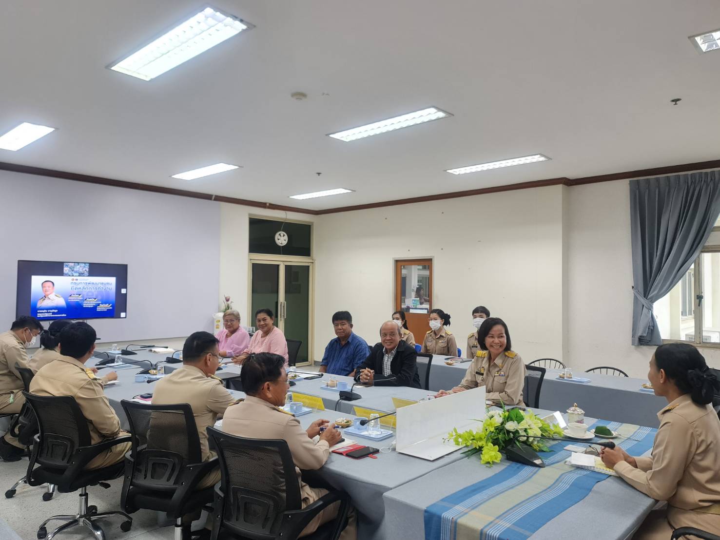 พช.ระยอง ร่วมประชุมรับมอบนโยบายและแนวทางการดำเนินงานของรองนายกรัฐมนตรีและรัฐมนตรีว่าการกระทรวงมหาดไทย