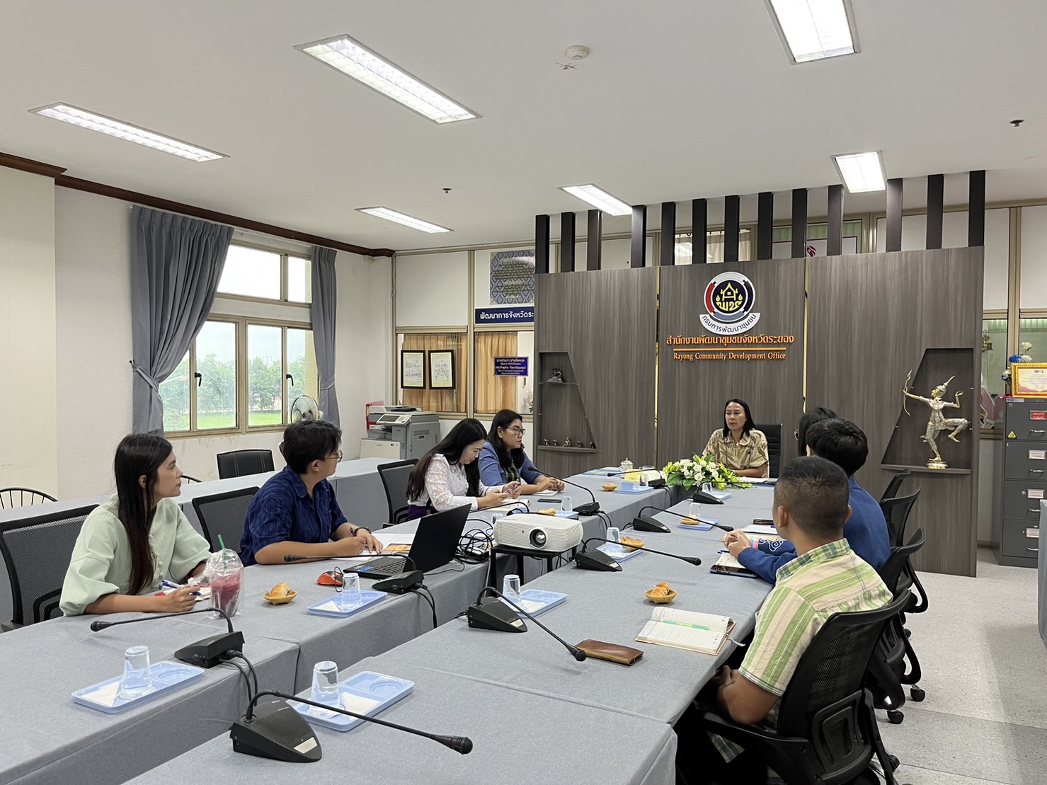 พช.ระยอง ประชุมเตรียมความพร้อมขับเคลื่อนงานพัฒนาชุมชนจังหวัดระยอง ประจำปีงบประมาณ พ.ศ. 2567