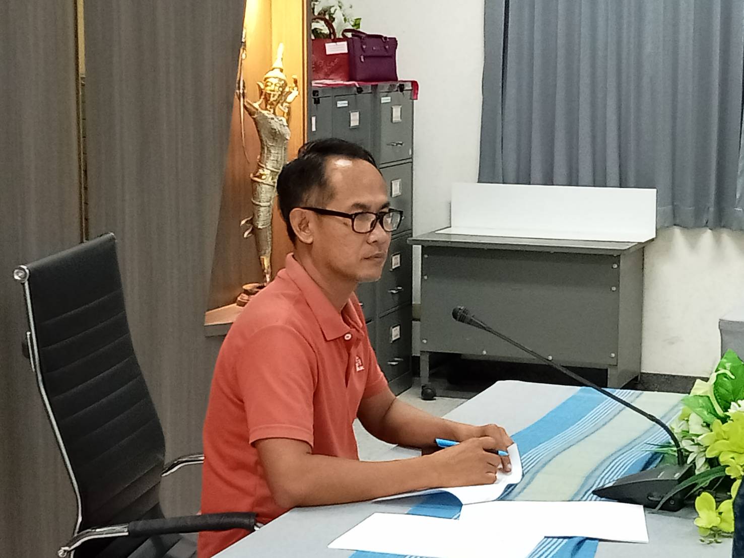 พช.ระยอง ร่วมประชุม เรื่องการส่งเสริมการใช้ผลิตภัณฑ์ OTOP เป็นของขวัญของฝาก ในช่วงเทศกาลปีใหม่ ปี 2567