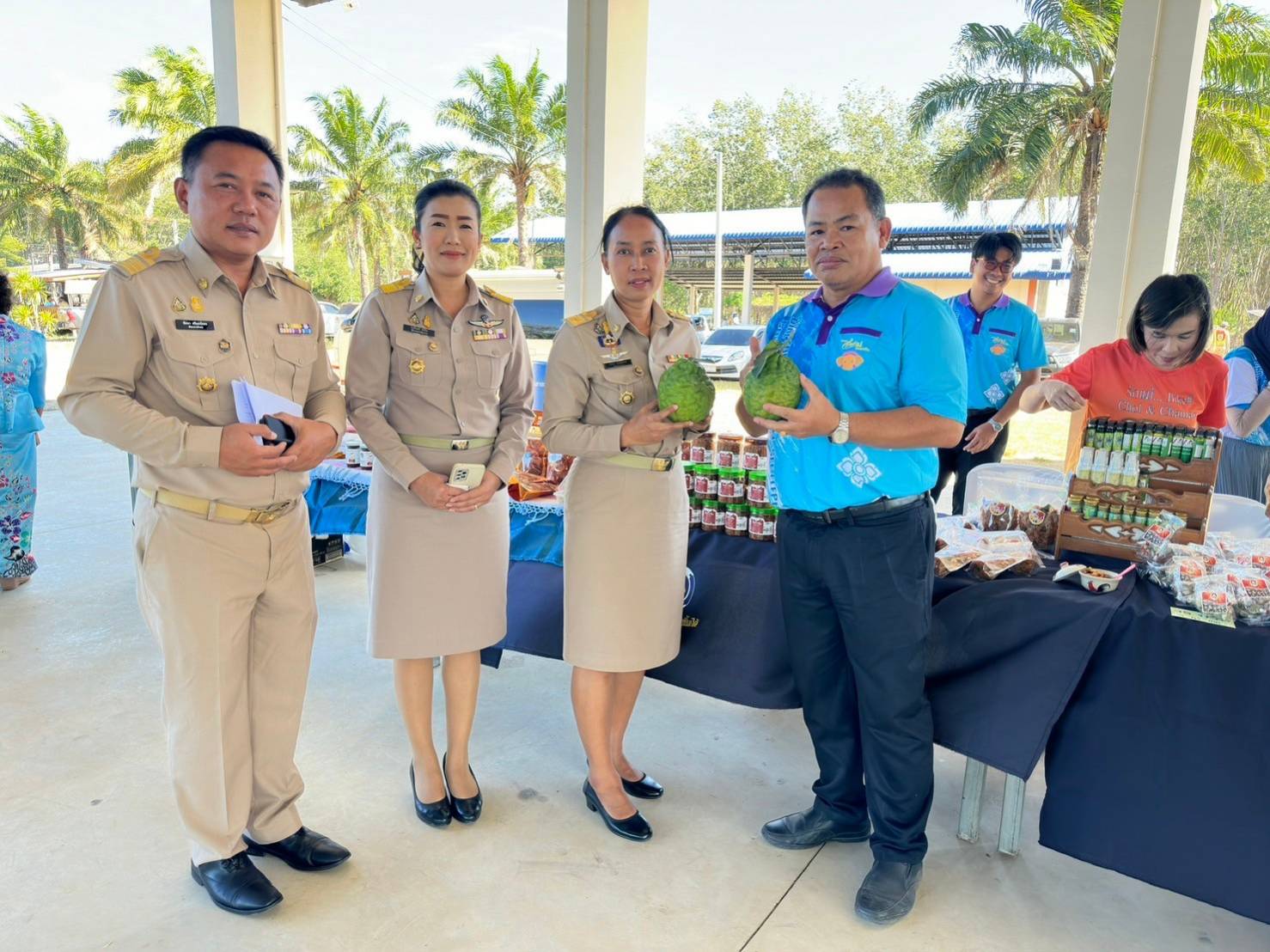 พช. ระยองร่วมกิจกรรม โครงการ ปั่นจักรยานท่องเที่ยวป่ารอยต่อ “รักแม่ แลช้าง ชล – ชะเมา”