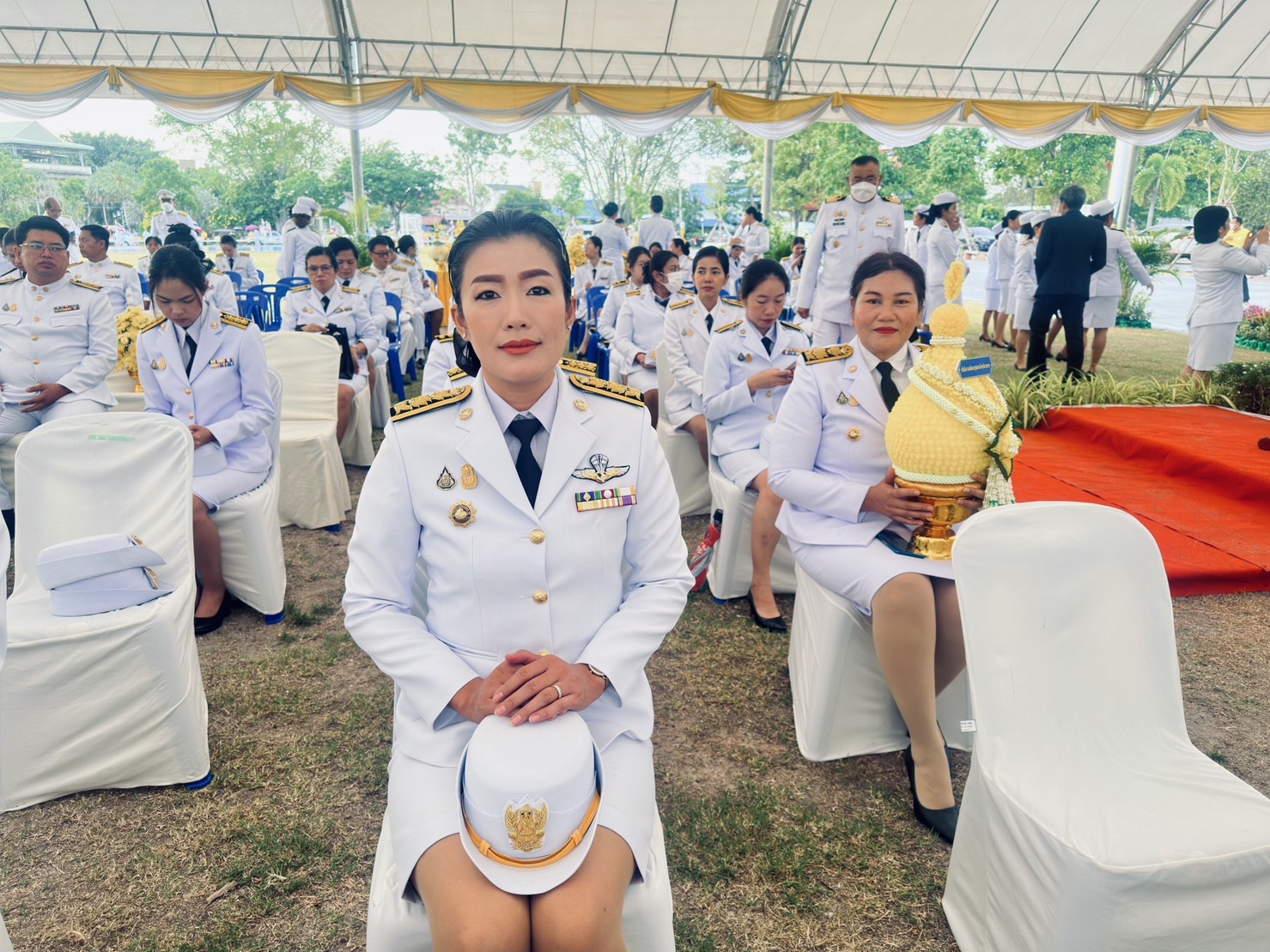 พช.ระยอง ร่วมพิธีเจริญพระพุทธมนต์ พิธีทำบุญตักบาตรถวายพระราชกุศล และพิธีวางพานพุ่ม เนื่องในวันคล้ายวันพระราชสมภพ พระบาทสมเด็จพระบรมชนกาธิเบศร มหาภูมิพลอดุลยเดชมหาราช บรมนาถบพิตร วันชาติ และวันพ่อแห่งชาติ