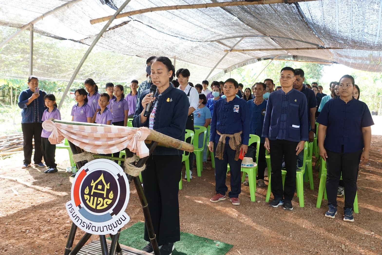 พช.ระยอง จัดกิจกรรม“สร้างศิลปะจากธรรมชาติ ปลูกจิตสำนึกรักษ์ดิน รักษ์น้ำ เนื่องในวันดินโลก”