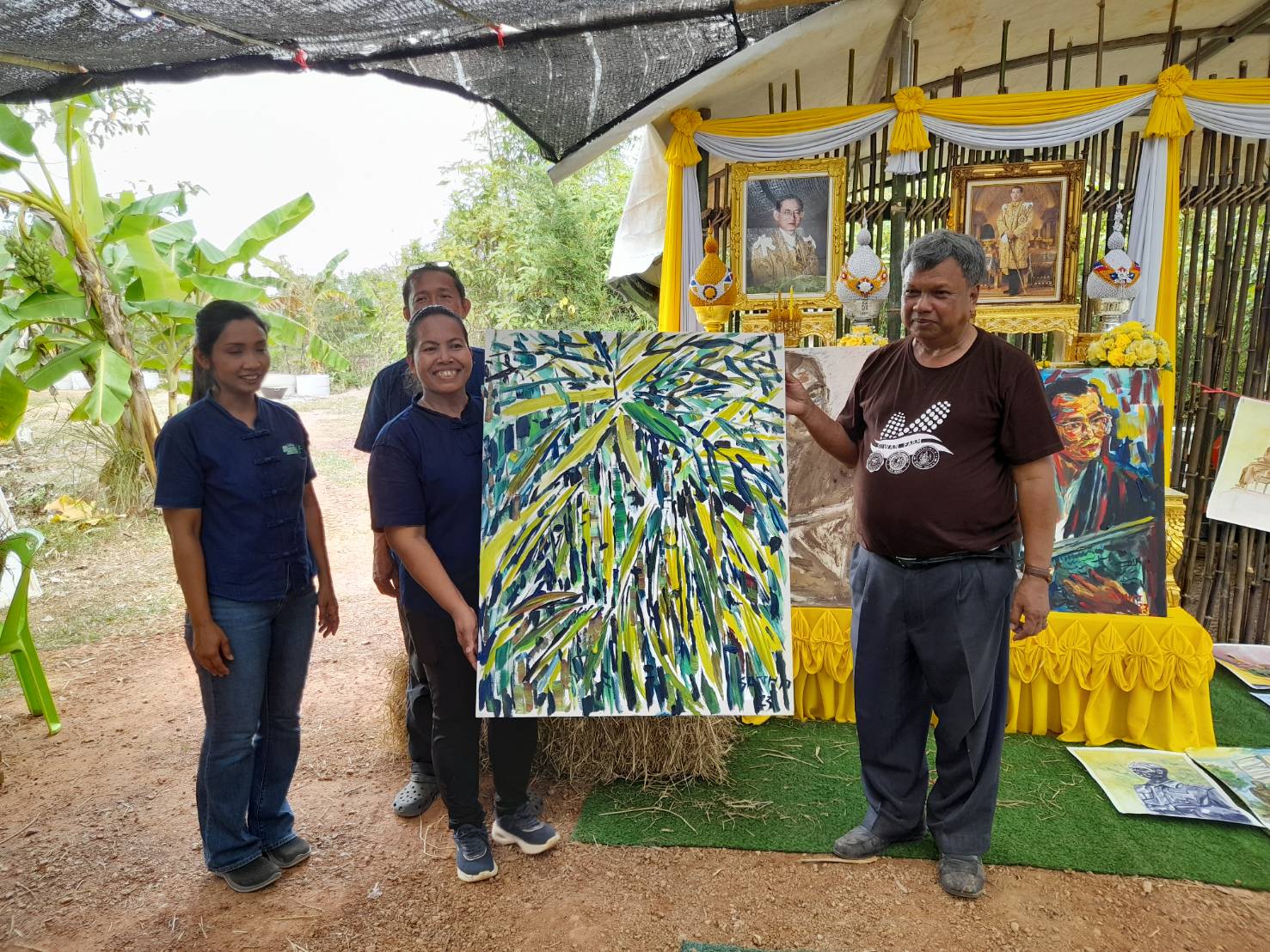 พช.ระยอง จัดกิจกรรม“สร้างศิลปะจากธรรมชาติ ปลูกจิตสำนึกรักษ์ดิน รักษ์น้ำ เนื่องในวันดินโลก”