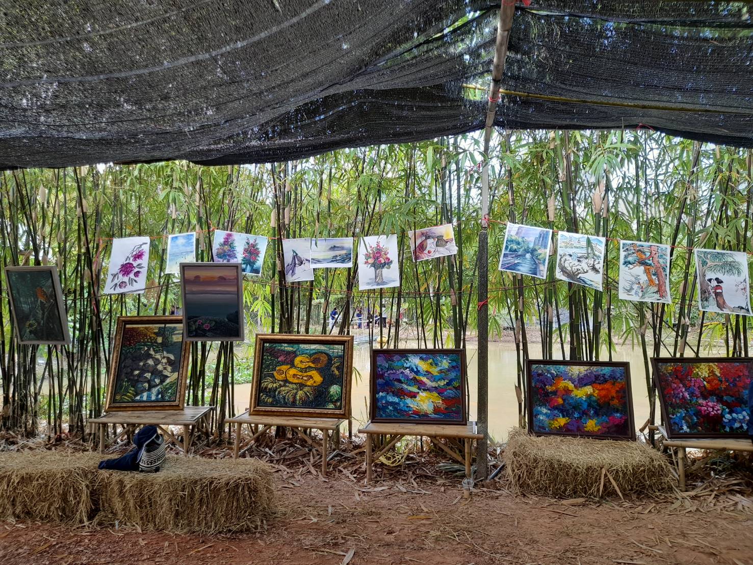 พช.ระยอง จัดกิจกรรม“สร้างศิลปะจากธรรมชาติ ปลูกจิตสำนึกรักษ์ดิน รักษ์น้ำ เนื่องในวันดินโลก”