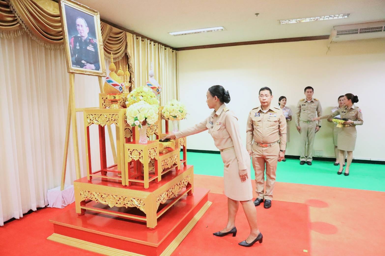 พิธีมอบเครื่องหมาย “รักษาดินแดนยิ่งชีพ”