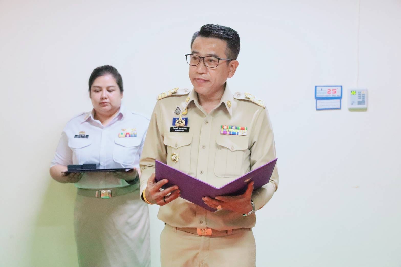 พิธีมอบเครื่องหมาย “รักษาดินแดนยิ่งชีพ”