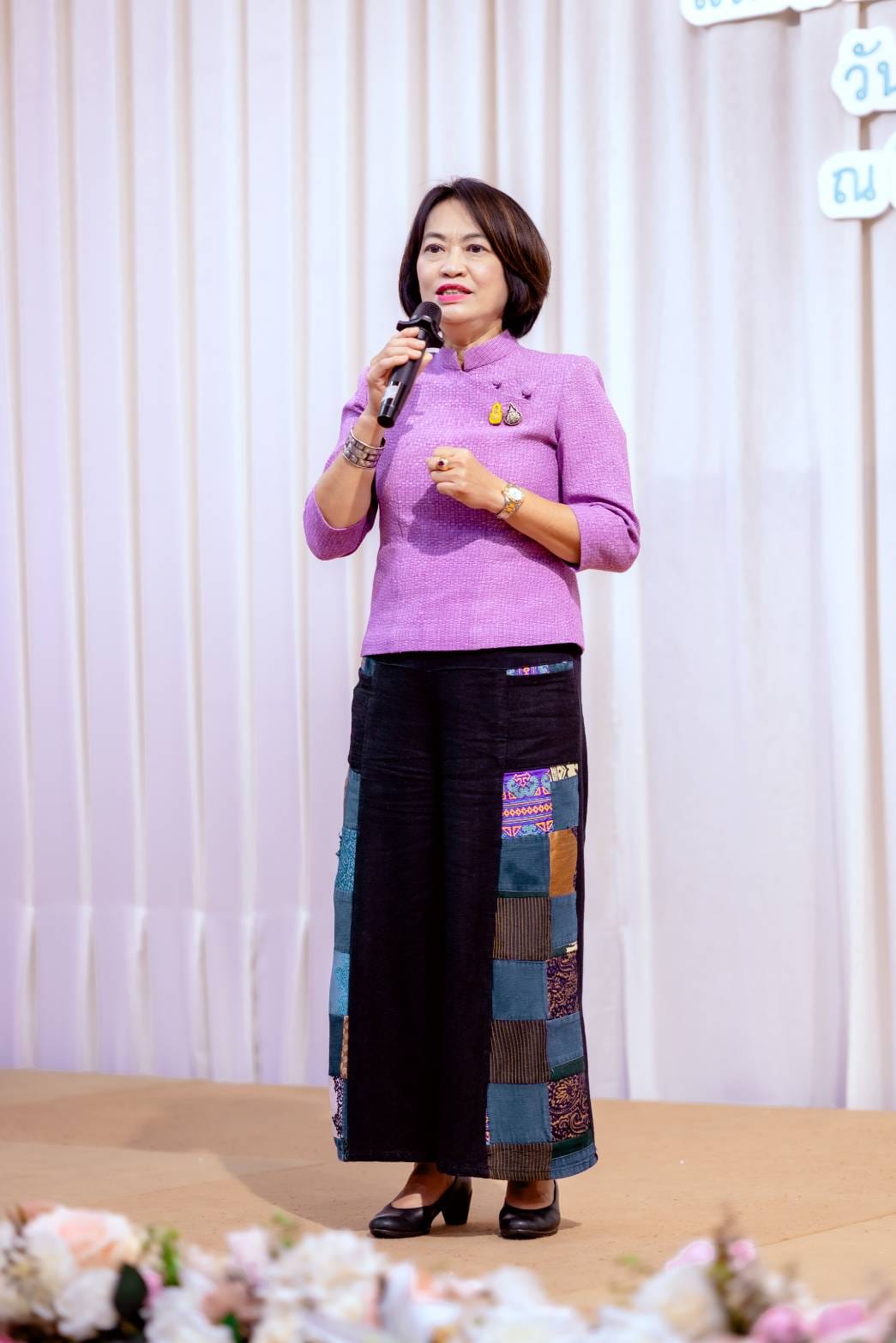 พช.ระยองจัดโครงการ “สตรีระยองสร้างสรรค์ รวมใจแก้จนคนระยอง”