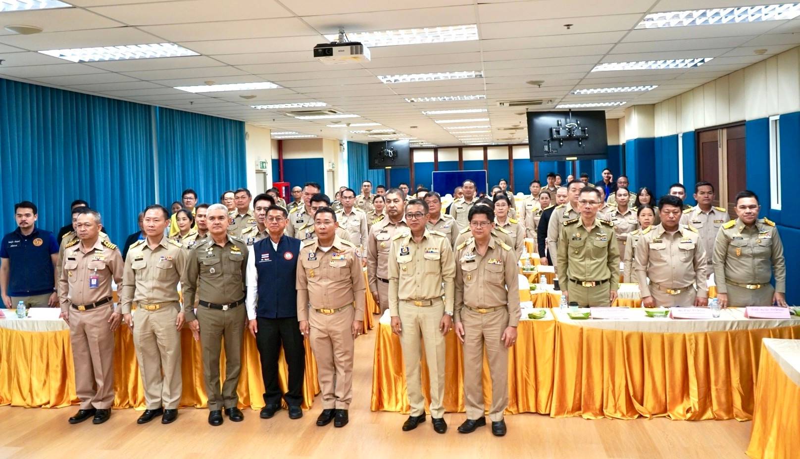 พช.ระยอง เข้าร่วมพิธีลงนามบันทึกข้อตกลง (MOU) โครงการมหาดไทยสีขาว สร้างพื้นที่ปลอดภัยหยุดยั้งยาเสพติด (Safe Zone No Drugs)