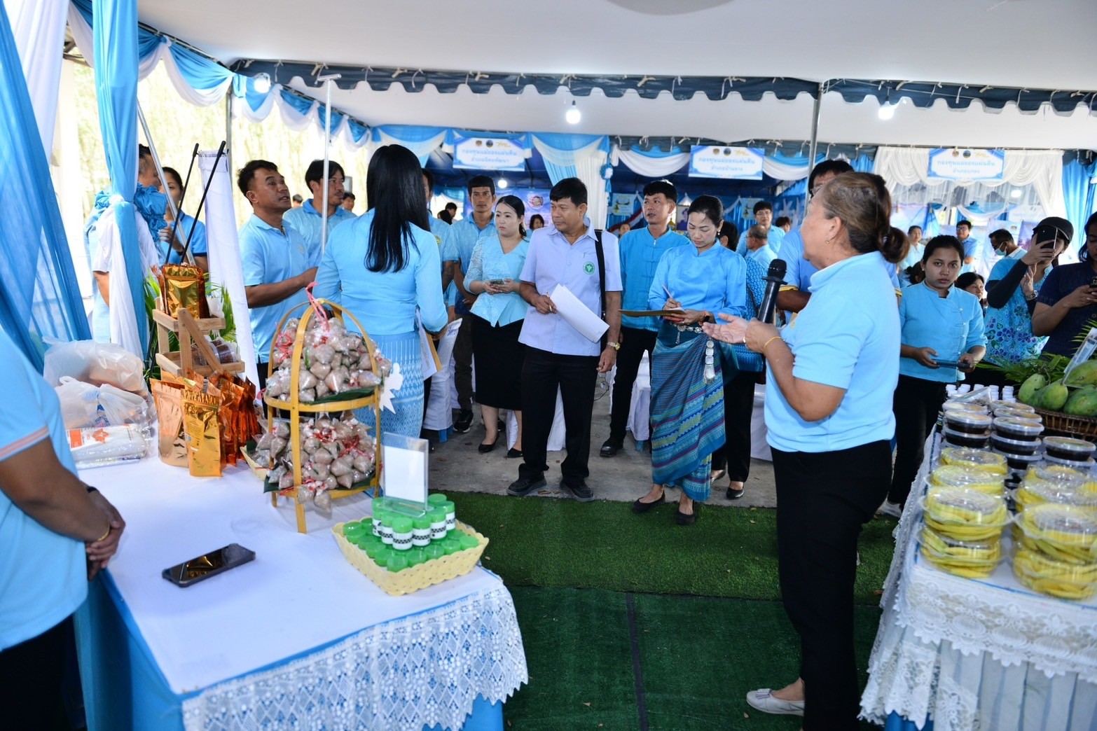 พช.ระยอง ร่วมกับเครือข่ายกองทุนแม่ของแผ่นดินจังหวัดระยอง จัดกิจกรรม 25 พฤศจิกายน วันกองทุนแม่ของแผ่นดิน “๒ ทศวรรษ กองทุนแม่ของแผ่นดิน ครอบครัวอบอุ่น ชุมชนเข้มแข็ง”