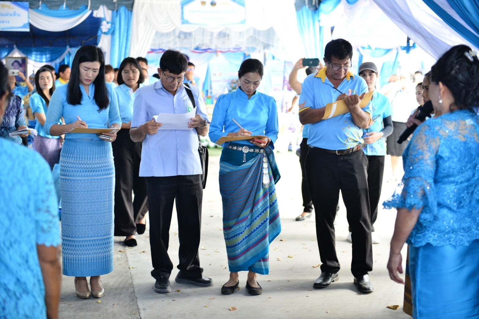 พช.ระยอง ร่วมกับเครือข่ายกองทุนแม่ของแผ่นดินจังหวัดระยอง จัดกิจกรรม 25 พฤศจิกายน วันกองทุนแม่ของแผ่นดิน “๒ ทศวรรษ กองทุนแม่ของแผ่นดิน ครอบครัวอบอุ่น ชุมชนเข้มแข็ง”