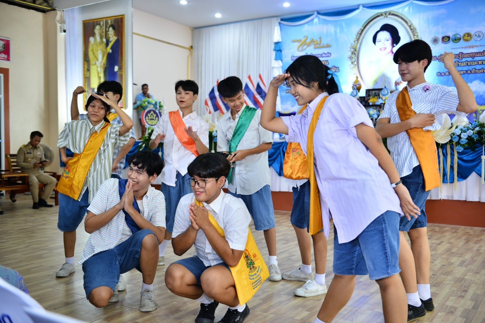 พช.ระยอง ร่วมกับเครือข่ายกองทุนแม่ของแผ่นดินจังหวัดระยอง จัดกิจกรรม 25 พฤศจิกายน วันกองทุนแม่ของแผ่นดิน “๒ ทศวรรษ กองทุนแม่ของแผ่นดิน ครอบครัวอบอุ่น ชุมชนเข้มแข็ง”